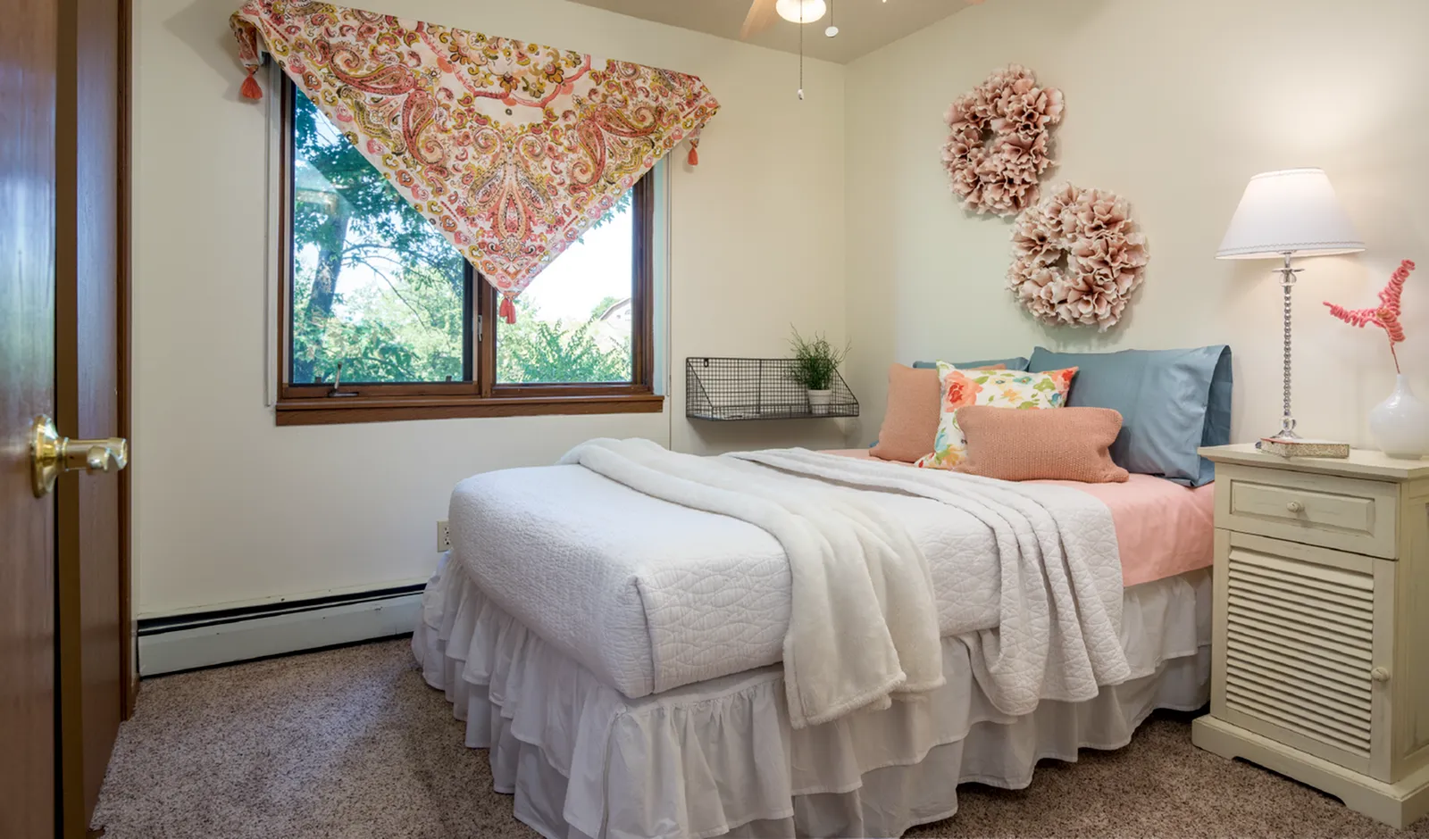 Roomy Bedroom | Gateway Hills | Ames, Iowa