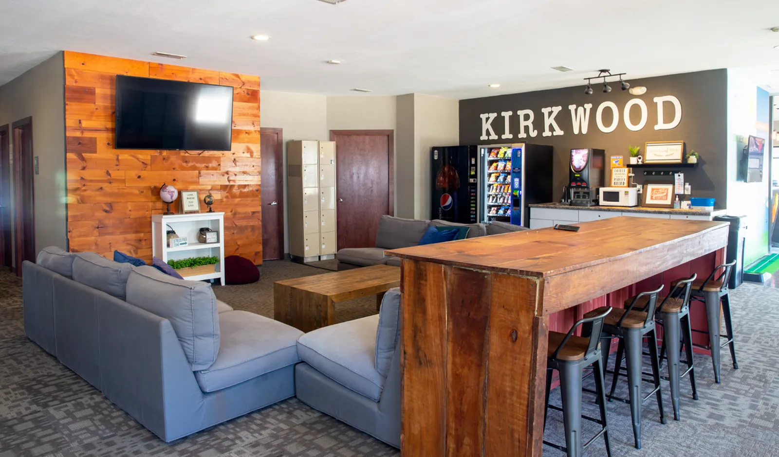 Clubhouse | Campus View & Kirkwood Court | Cedar Rapids, Iowa