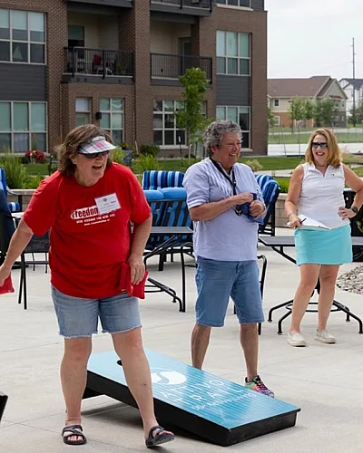Residents Enjoying the Courtyard at Attivo Trail