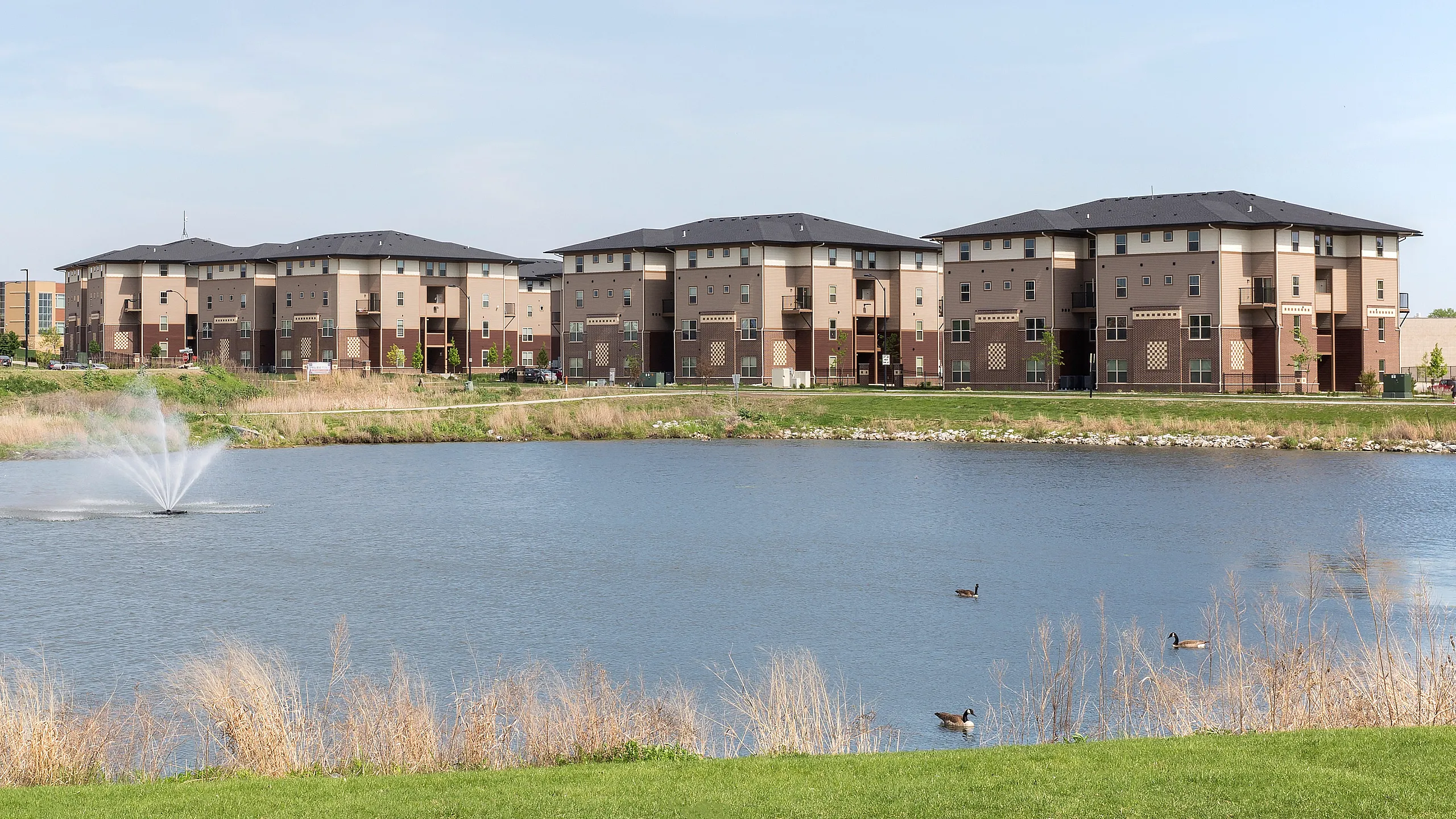 Prairie Pointe Exterior 2