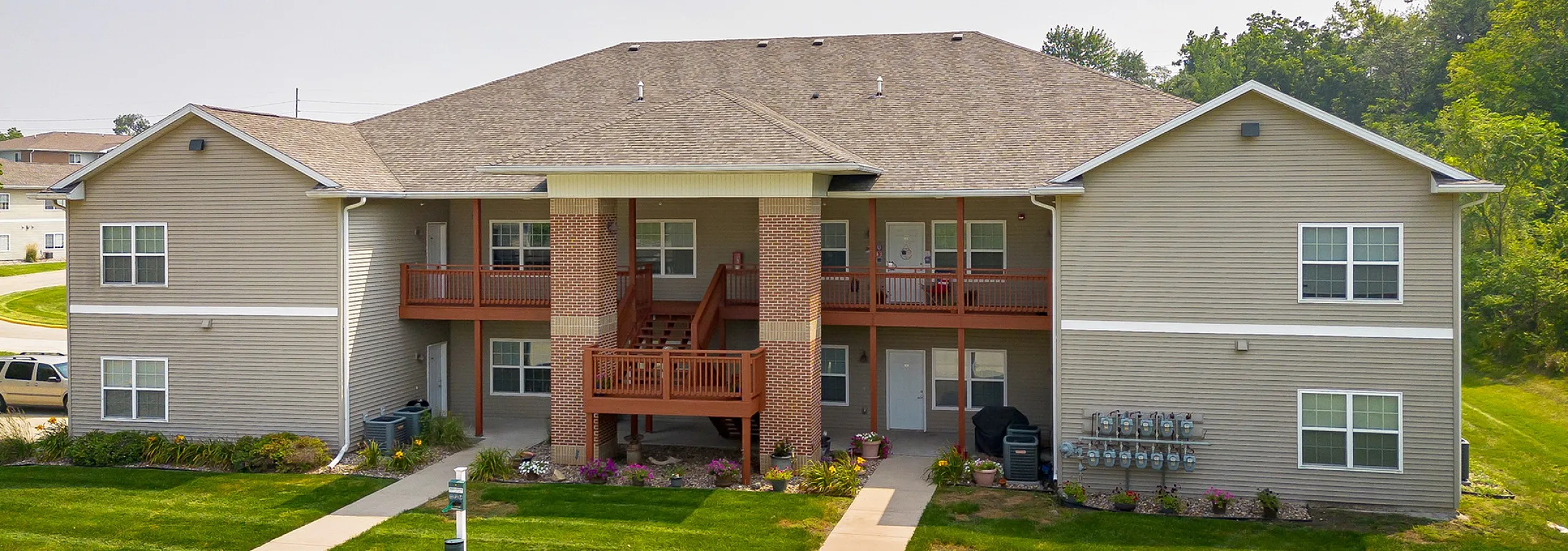Riverwood Apartments in Pleasant Hill, IA