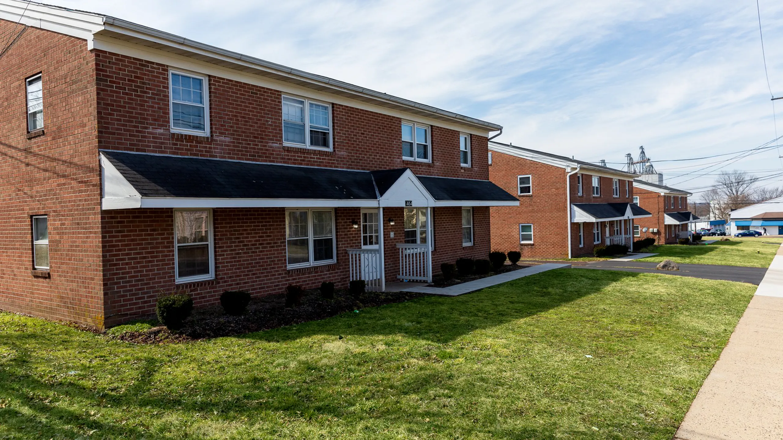 exterior second street apartments in souderton pa