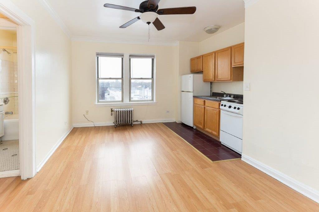 03 Tier Kitchen / Living combo area.