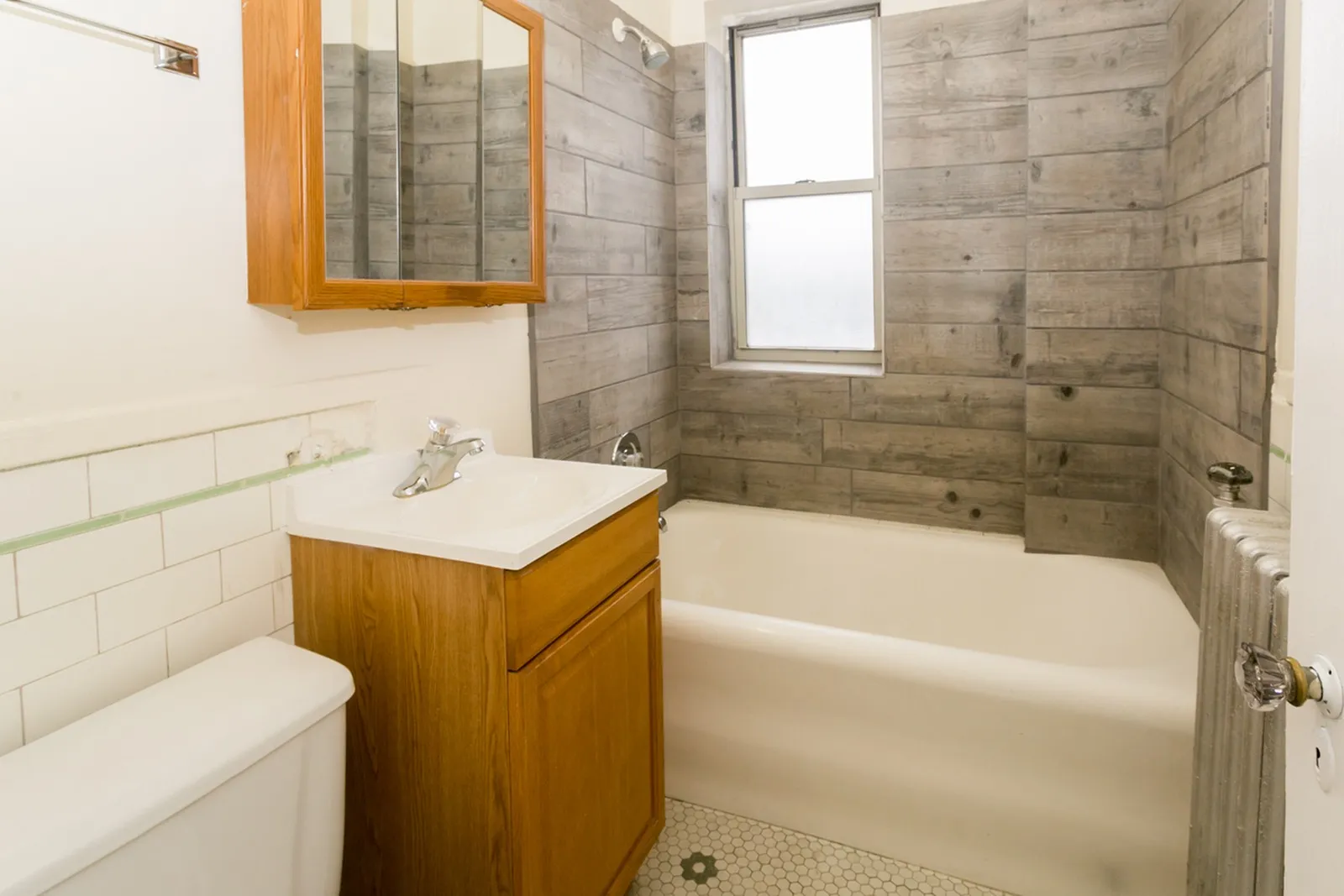 01 Bath