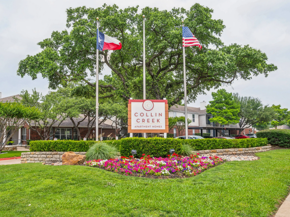 Life at Collin Creek-image