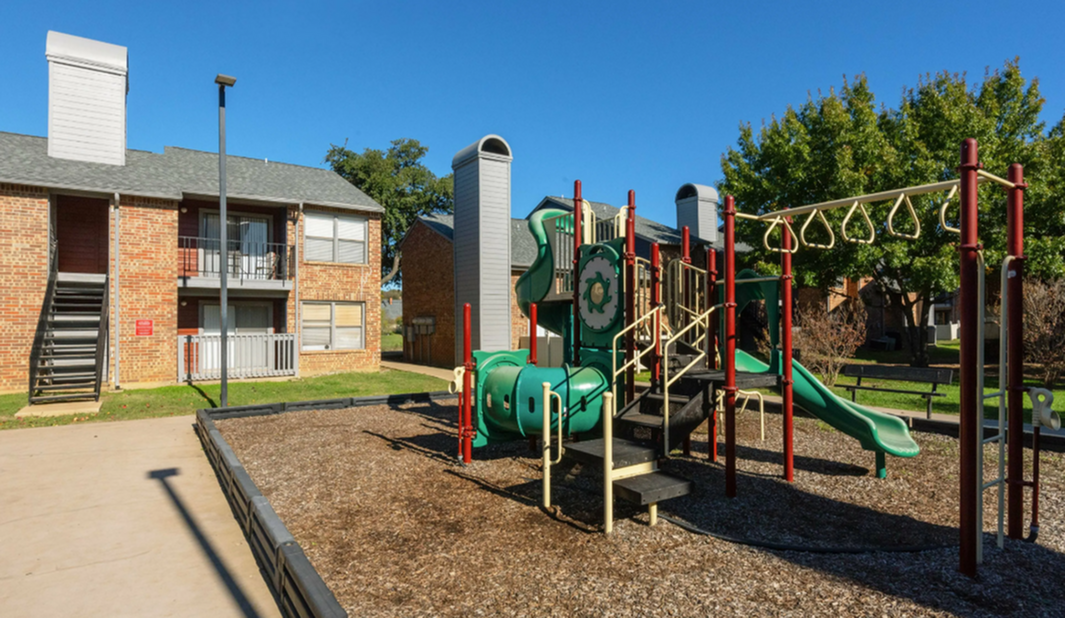 Comfort at Greentree Apartments-image