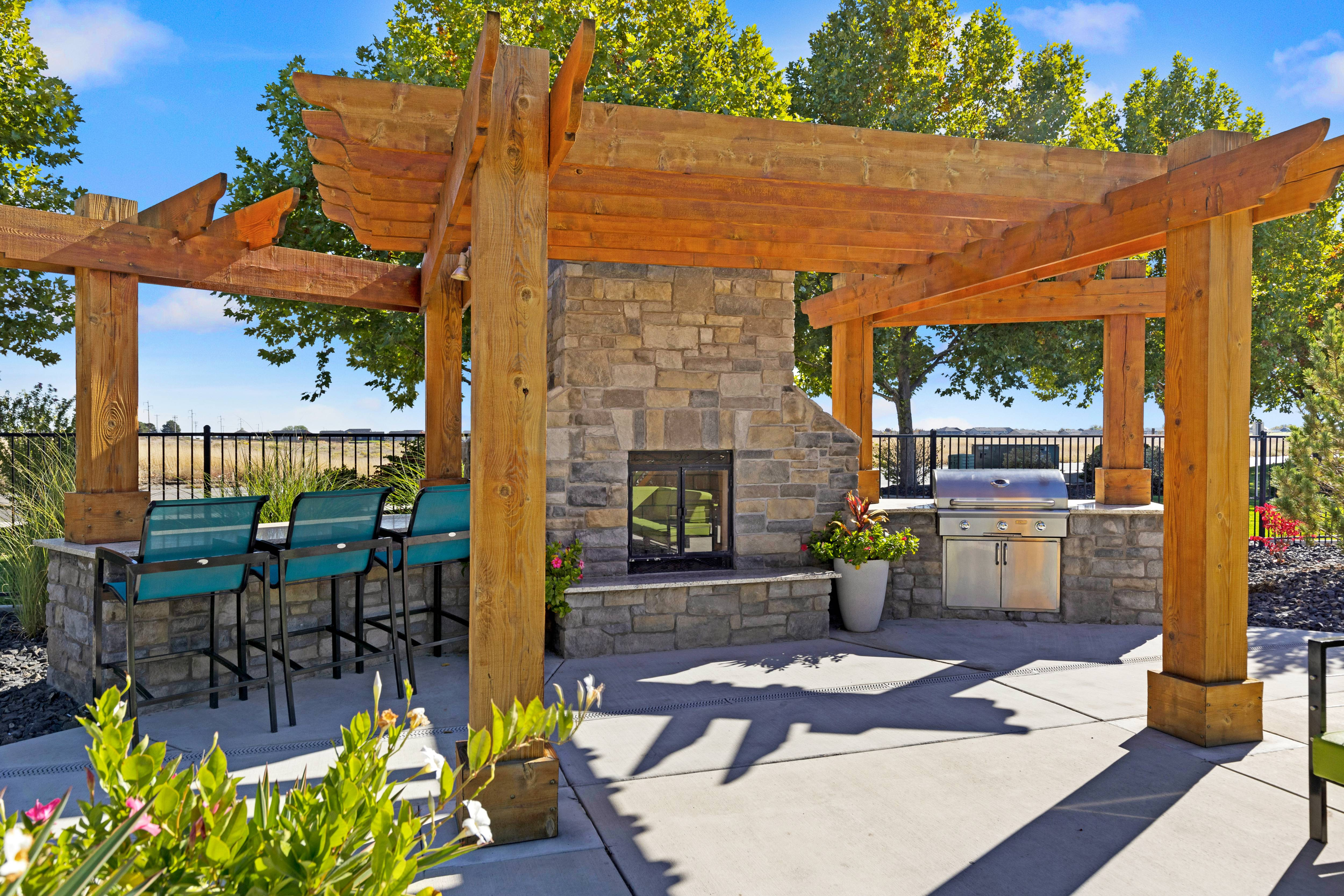 The Community Amenities That Make Luxury Living Effortless-image