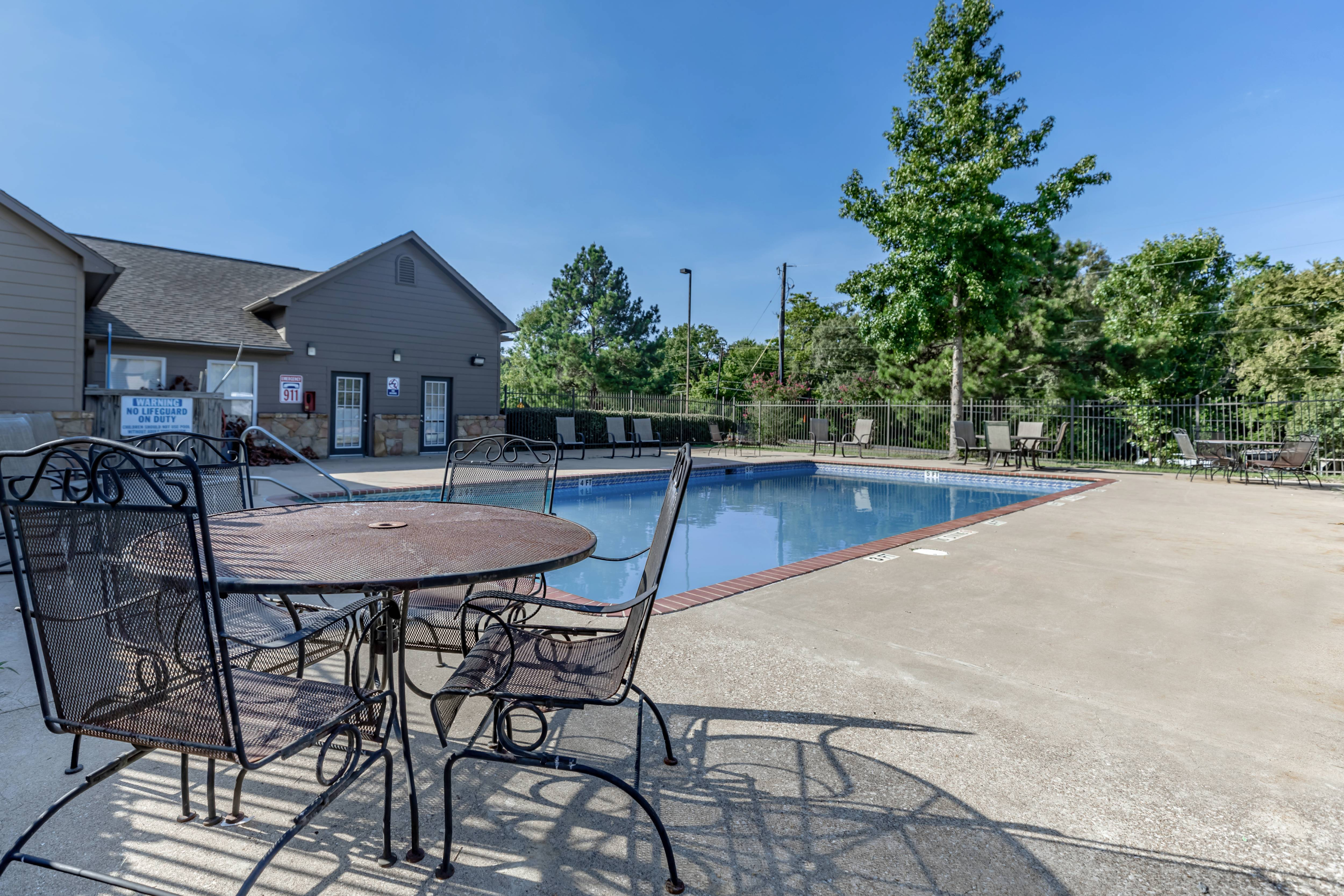 Comfort and Convenience: Affordable Apartments with Community Amenities-image