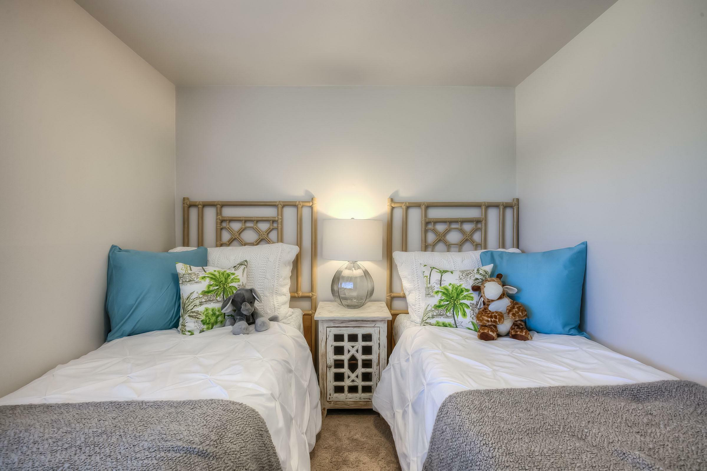 View Photos Viewcrest Village