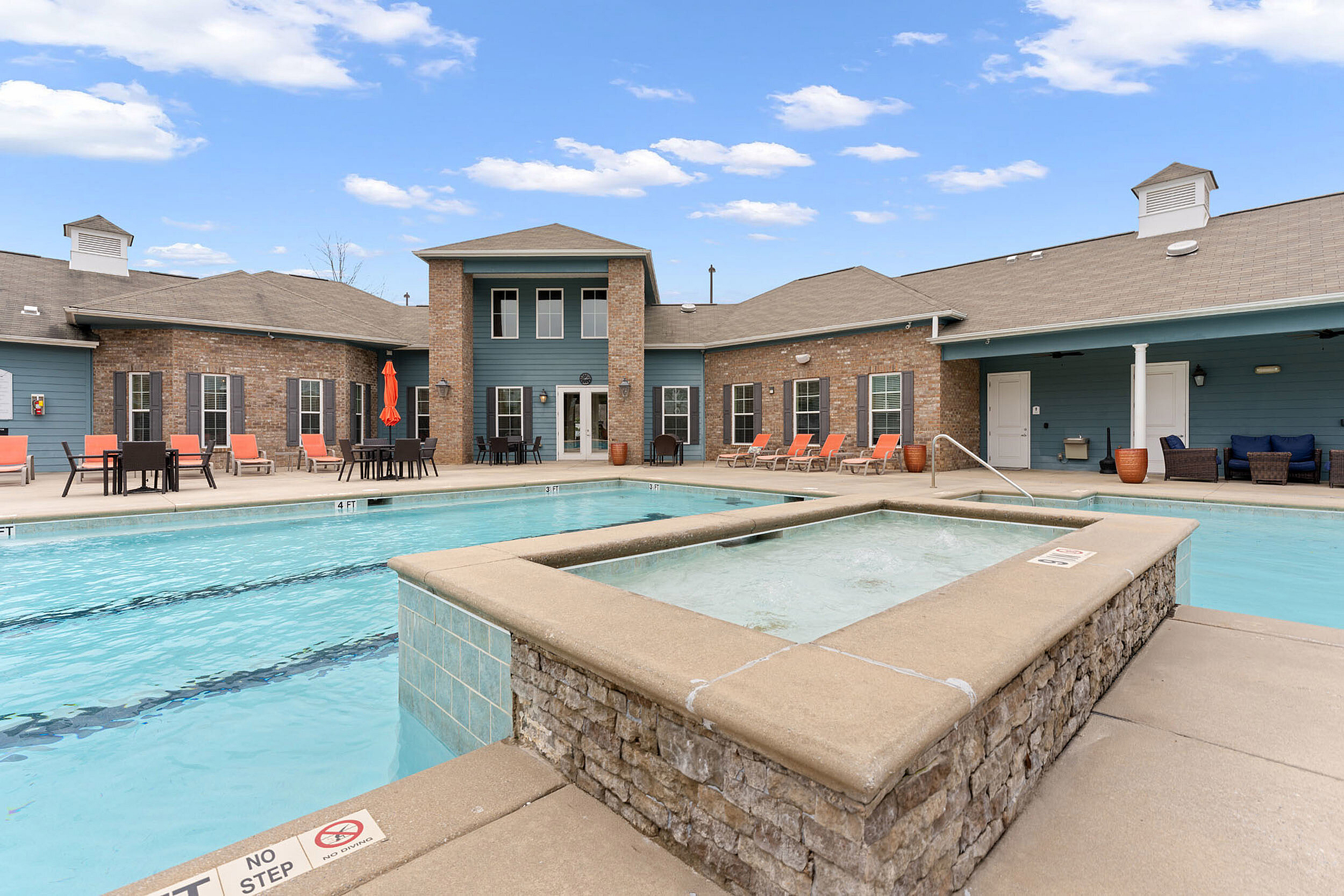 sparkiling pool