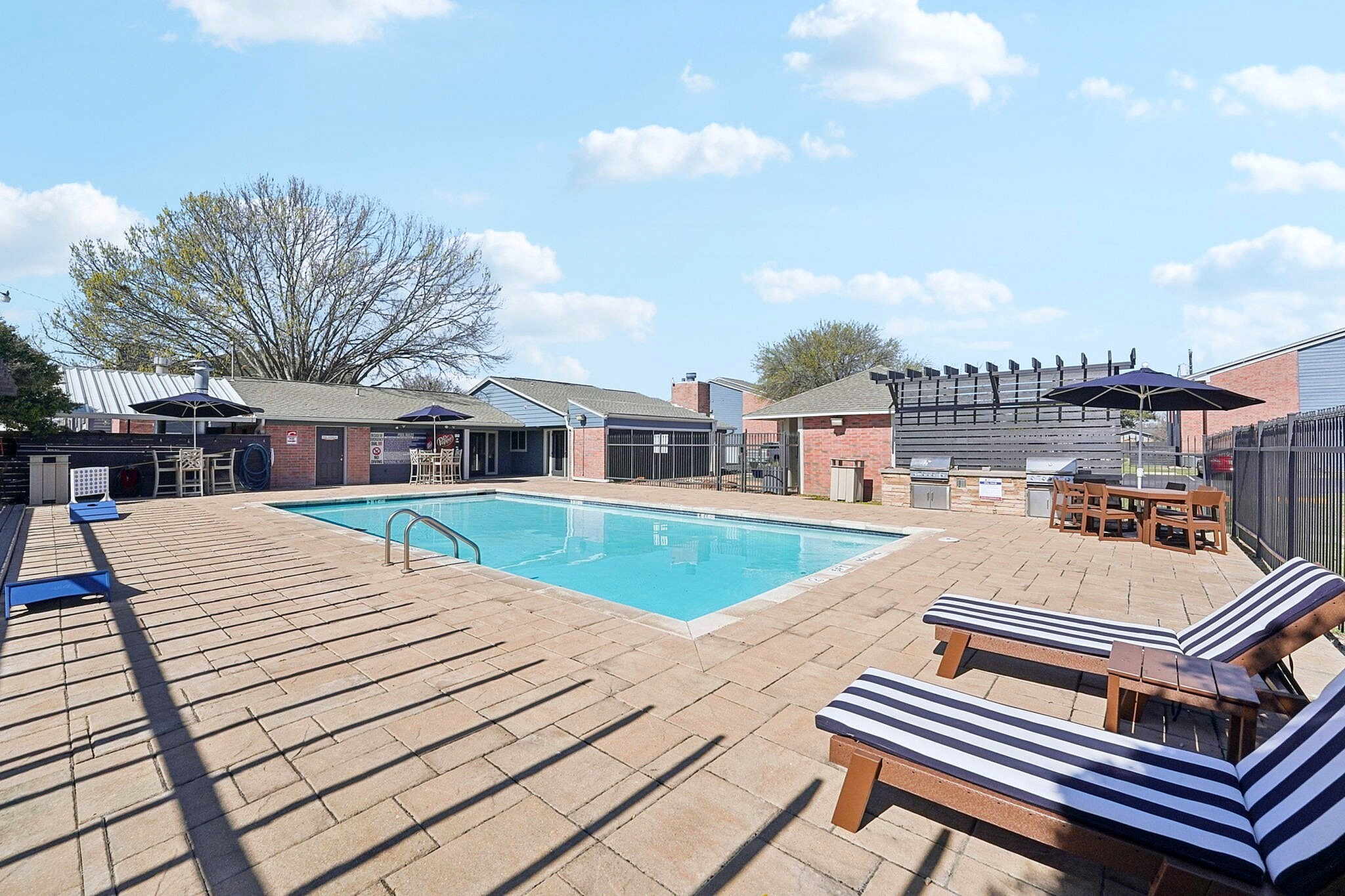 Azur Apartments, Waco, Texas