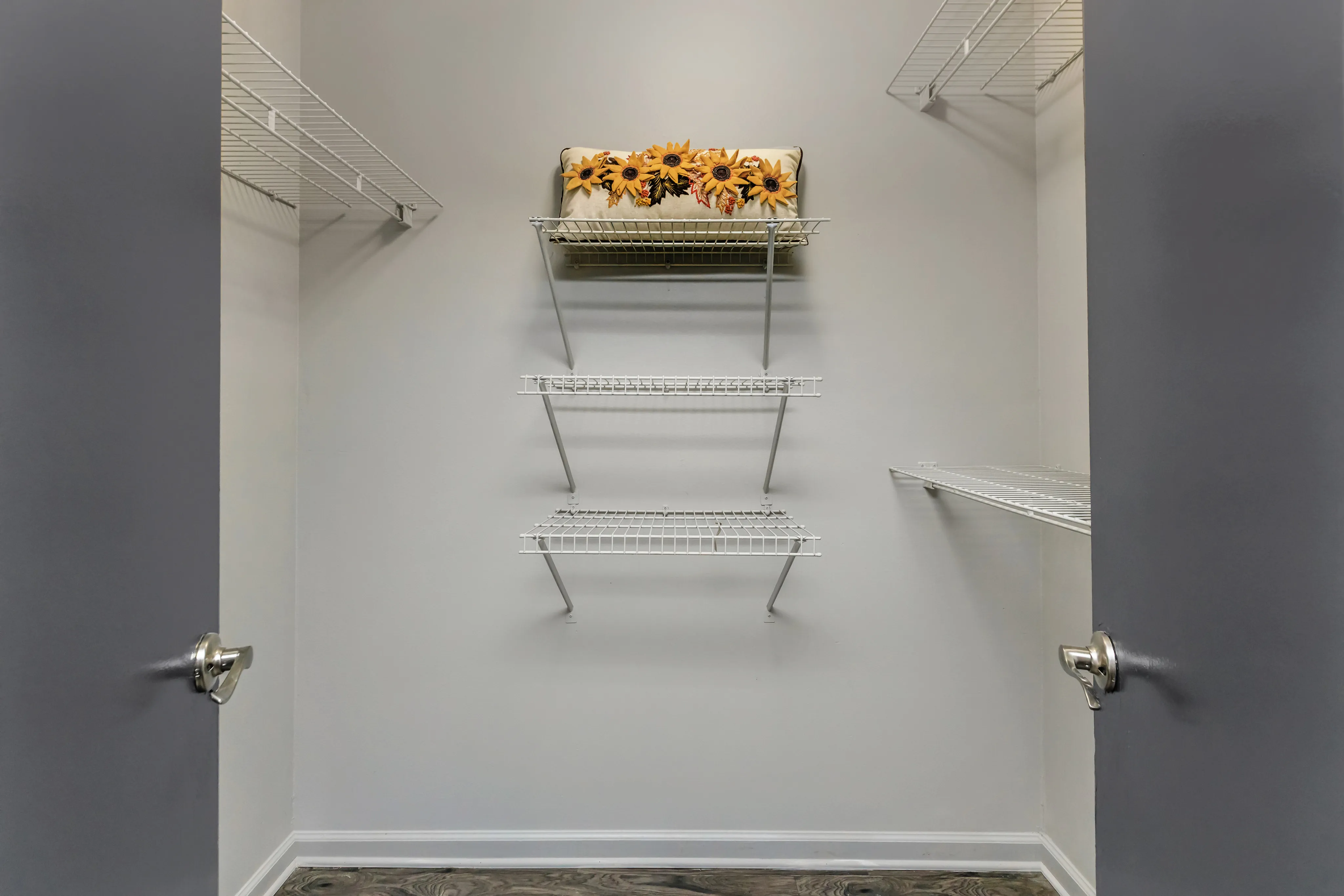 walk in closet