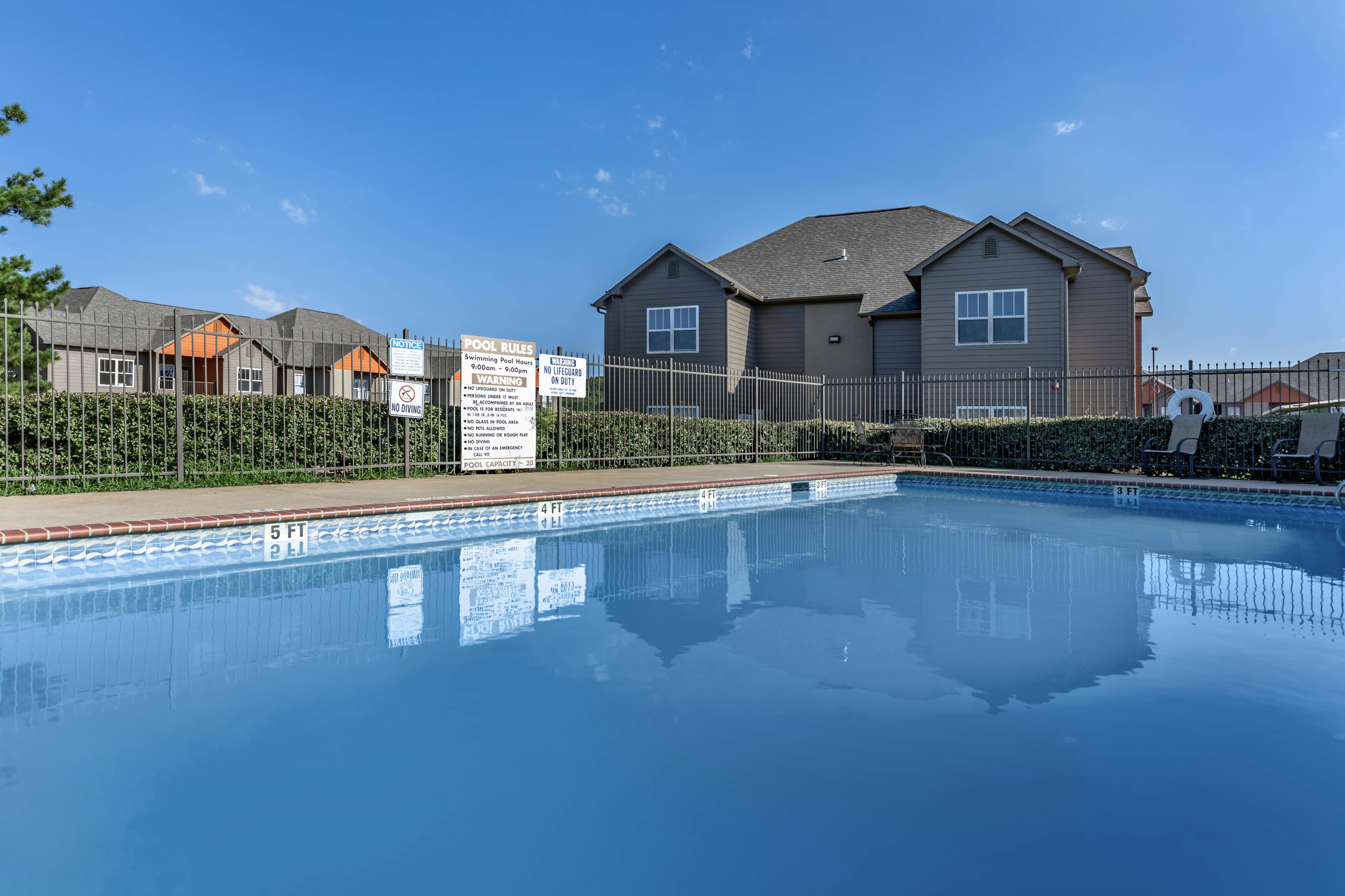 sparkiling pool