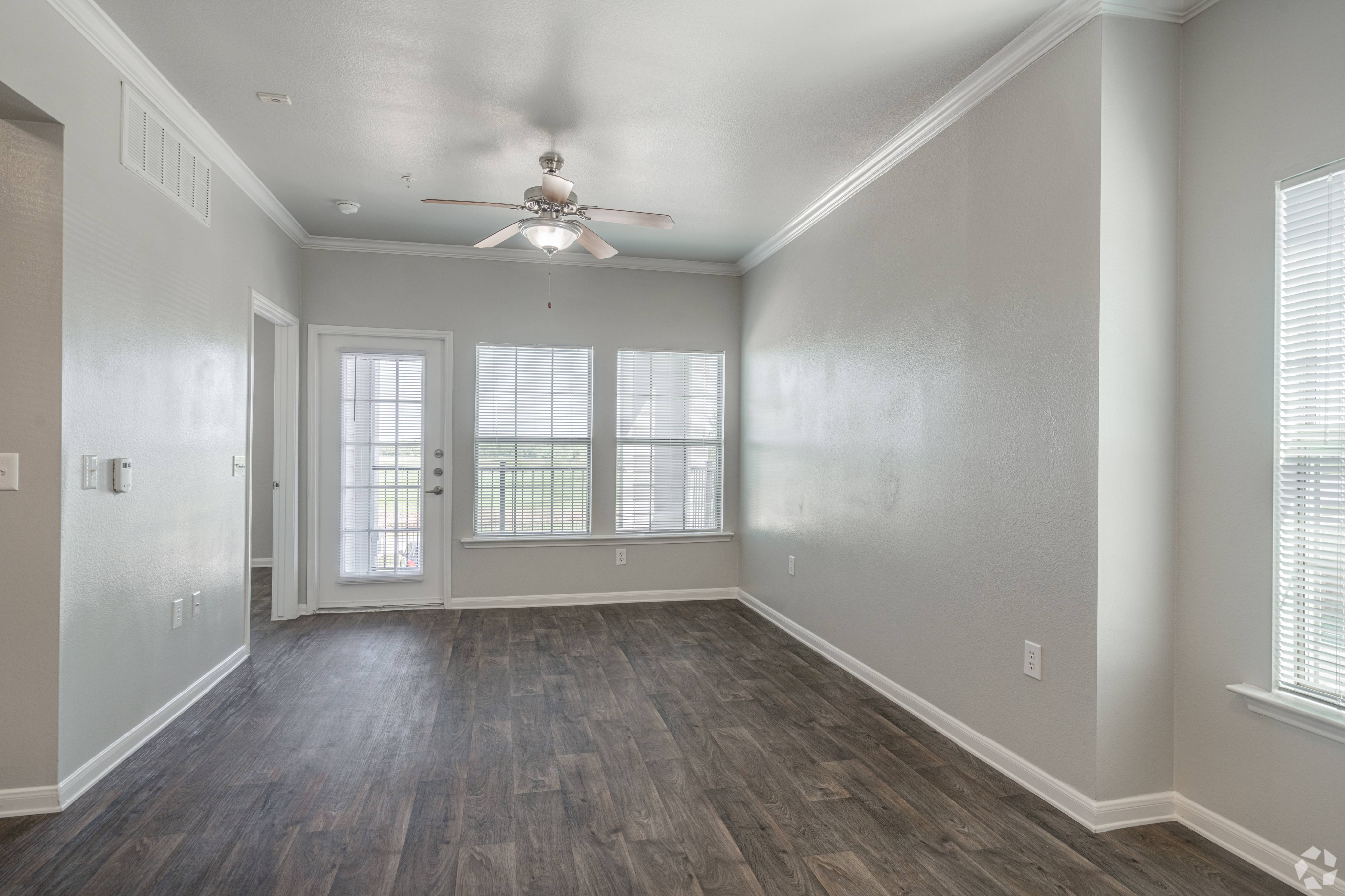 9 foot ceilings
