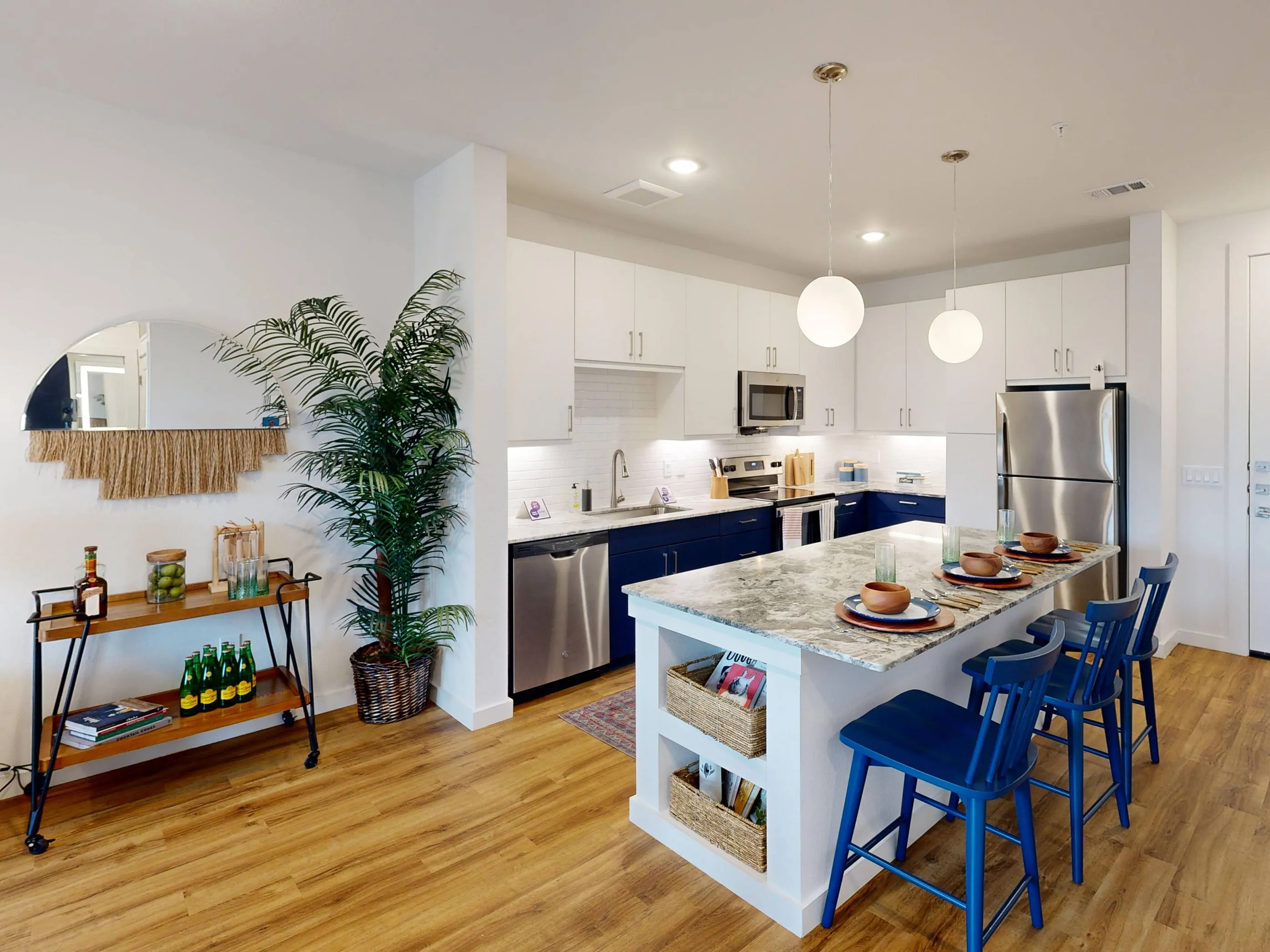 fully equipped kitchen