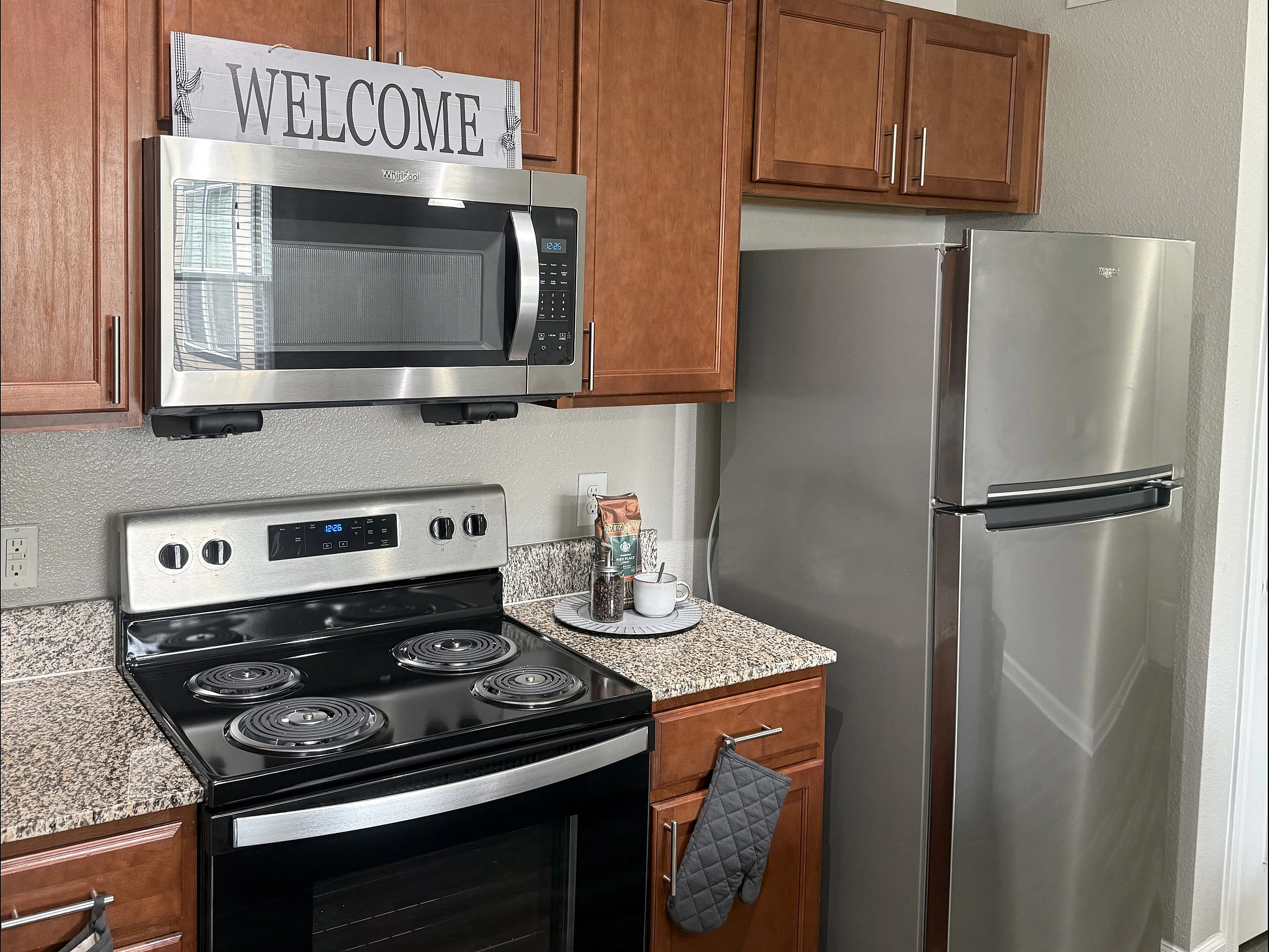 gourmet kitchen