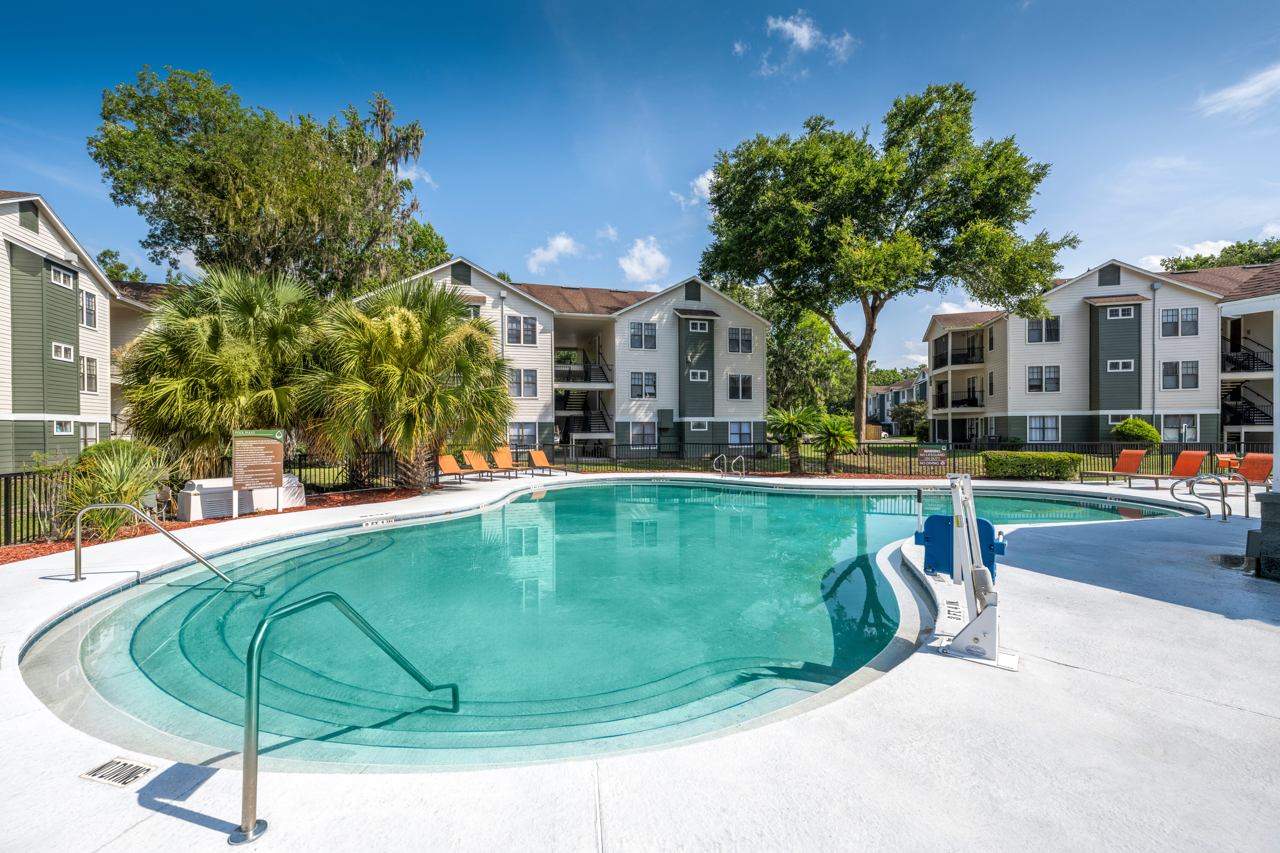 sparkling swimming pool