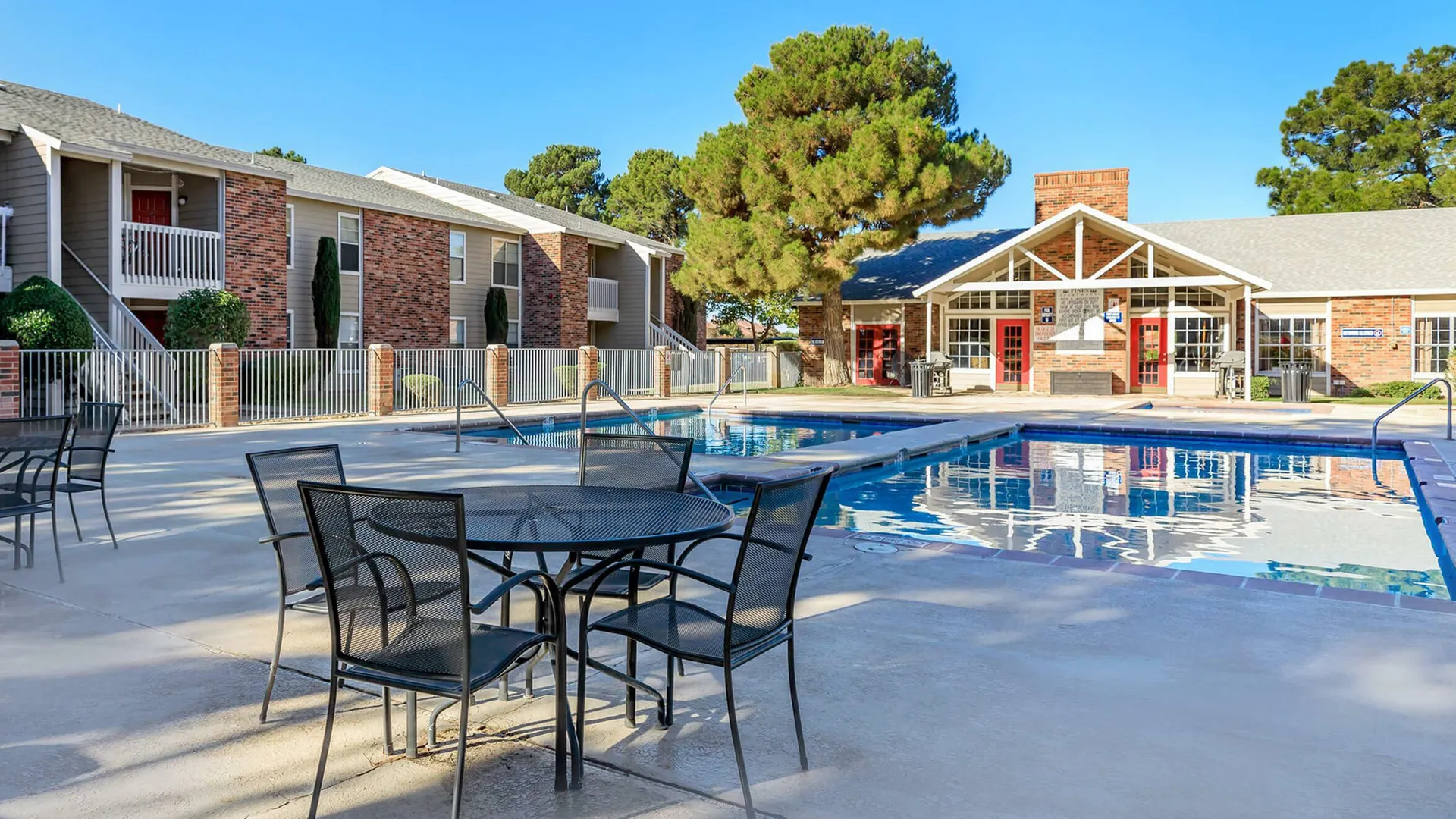 Pool and Lounge Area