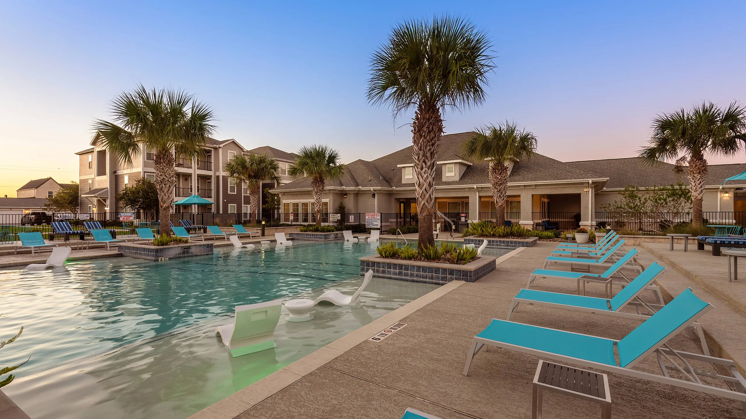 wading pool with lounge style seating