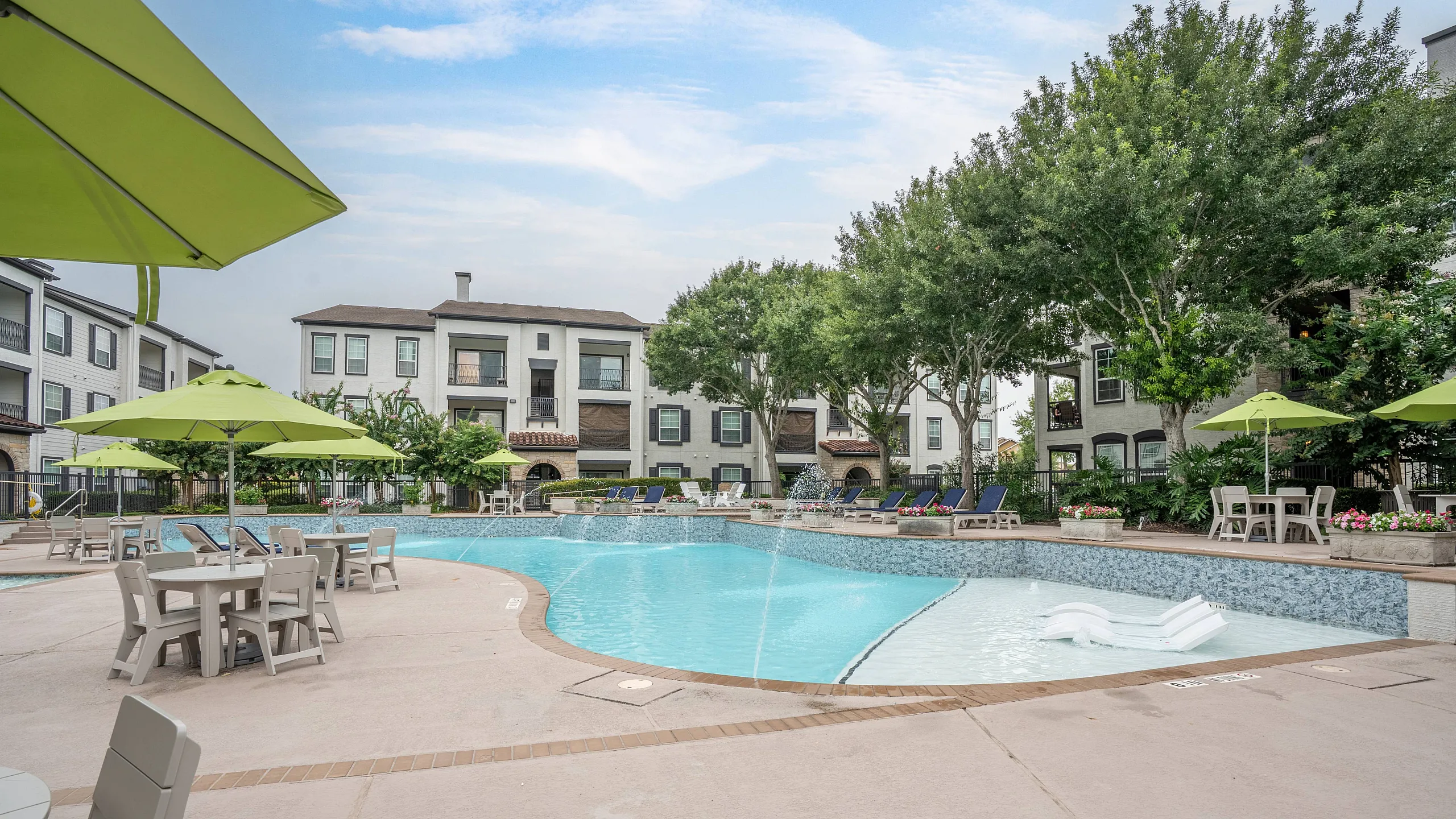 Sparkling pool and resort style lounge
