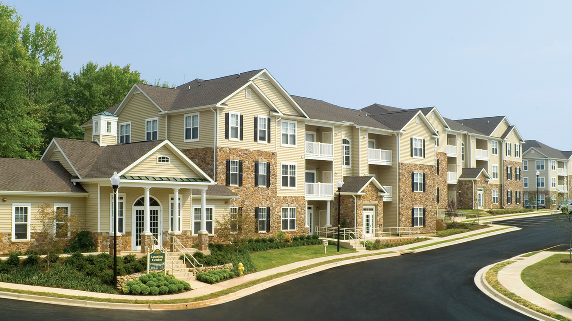Islands of Fox Chase Apartments