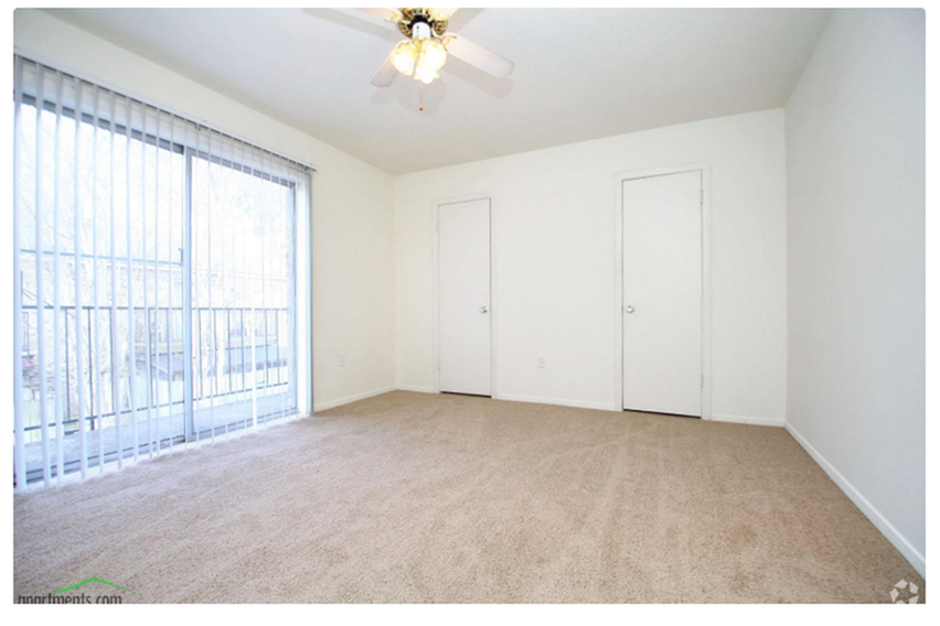 View Photos Towne Oaks