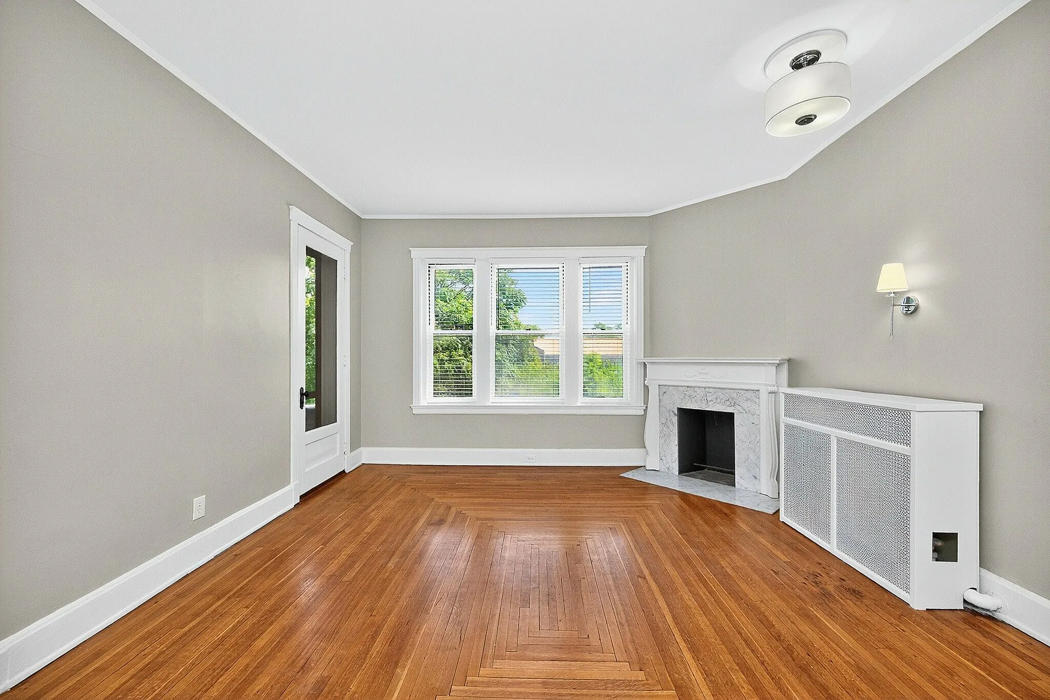 Sunset Cincy apartment community gallery image 6