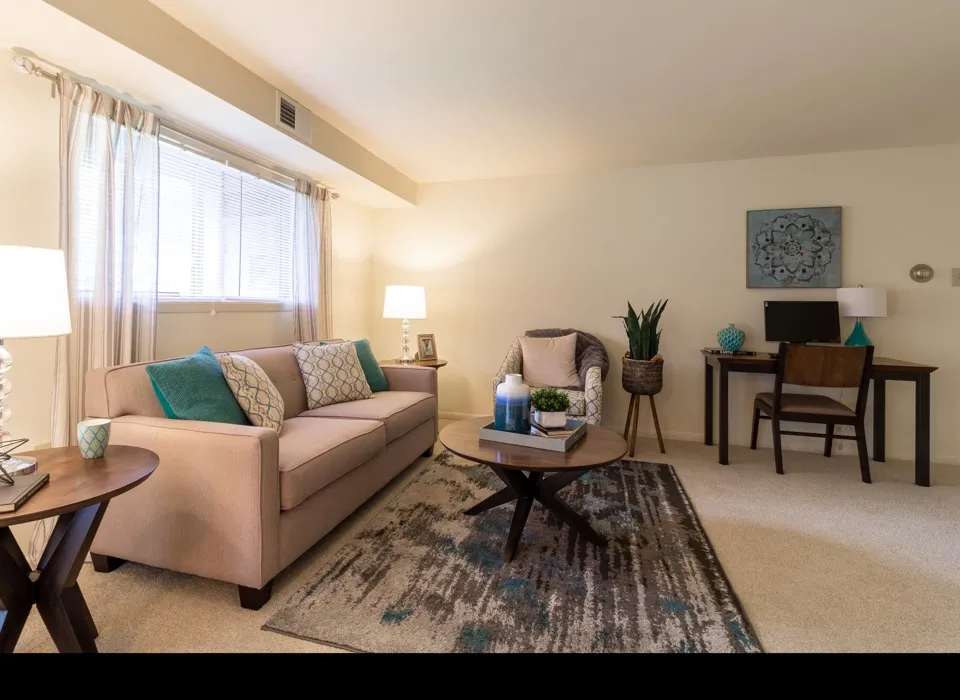 1 Bedroom/1 Bath 1 Bed Apartment Governor Sproul