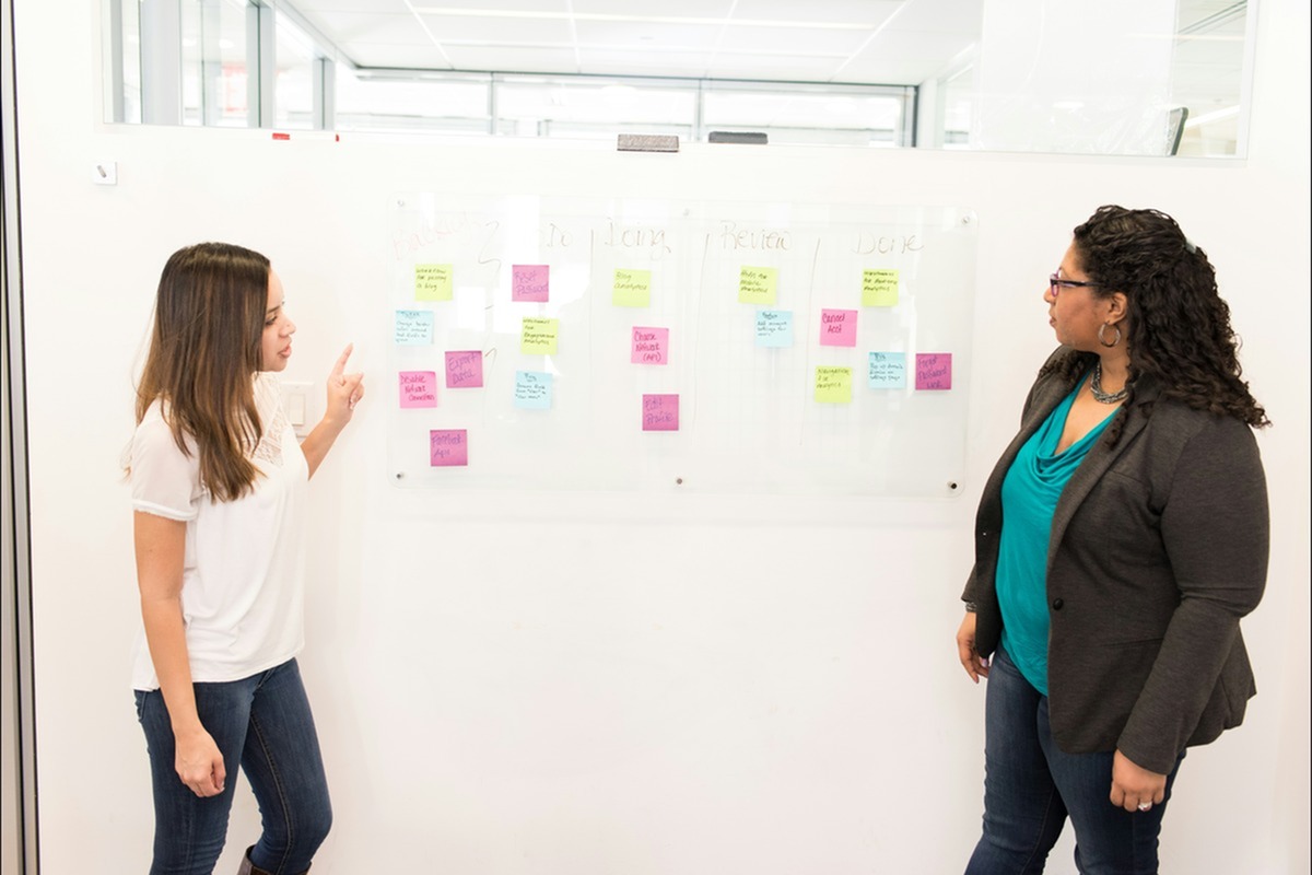 Life in Shared Accommodation: Oshawa Students’ Job Hunting Guide-image