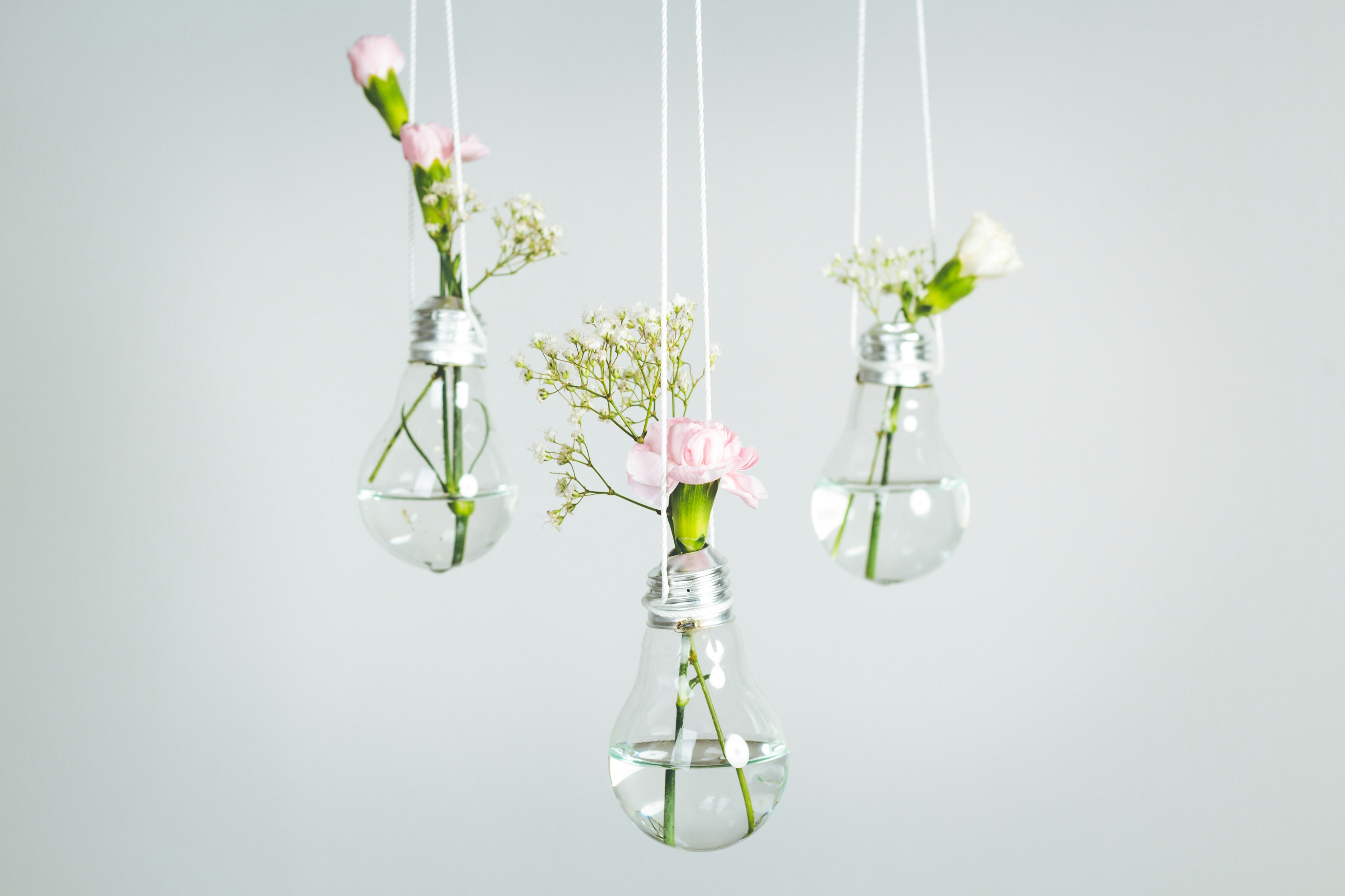 Easy Student Apartment Decor You Can DIY-image