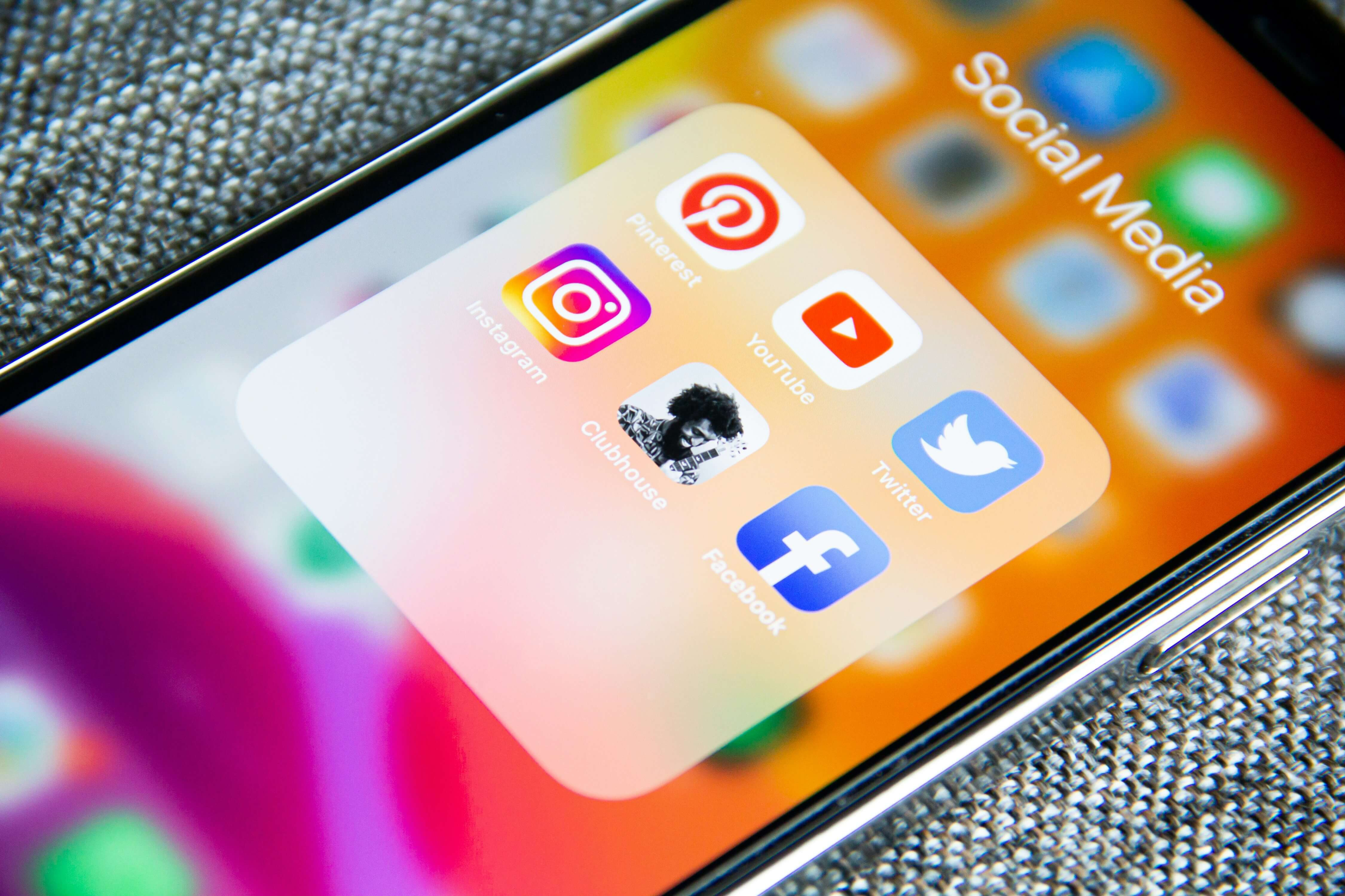 A Guide to Using Social Media to Build Your Career-image