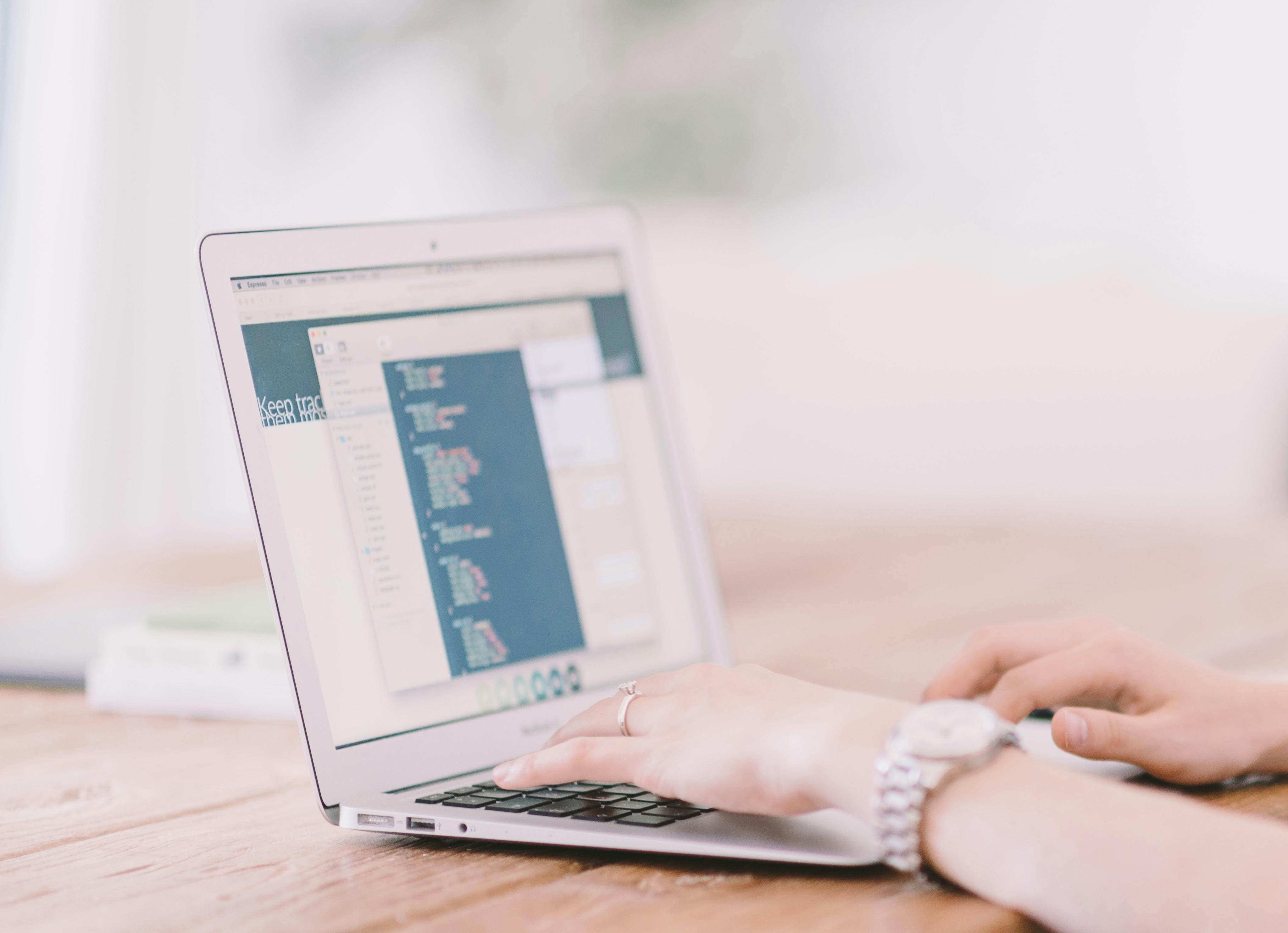 The Risks of Using AI for Essay Writing-image