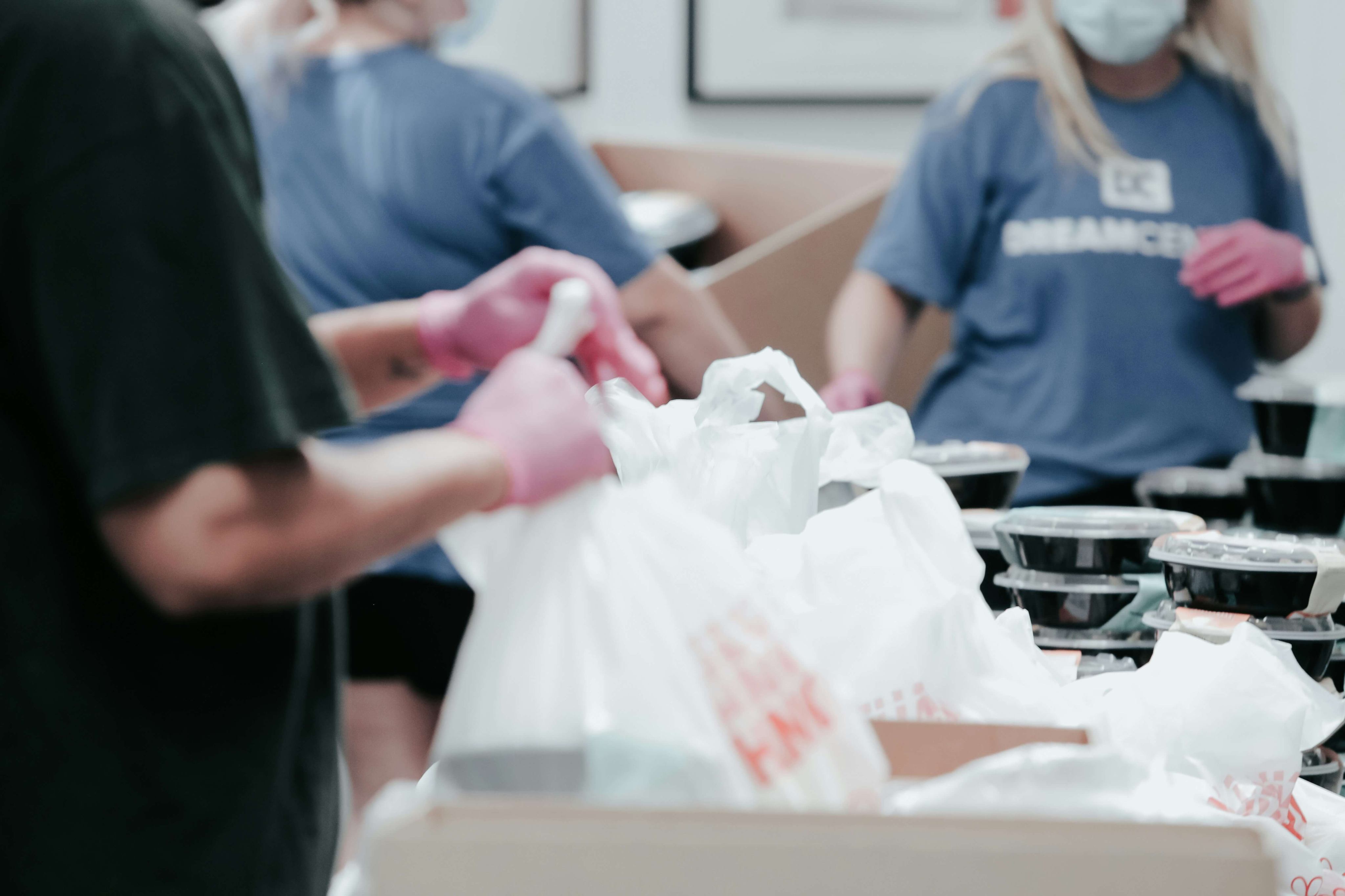 How to Give Back to Your Community This Summer-image