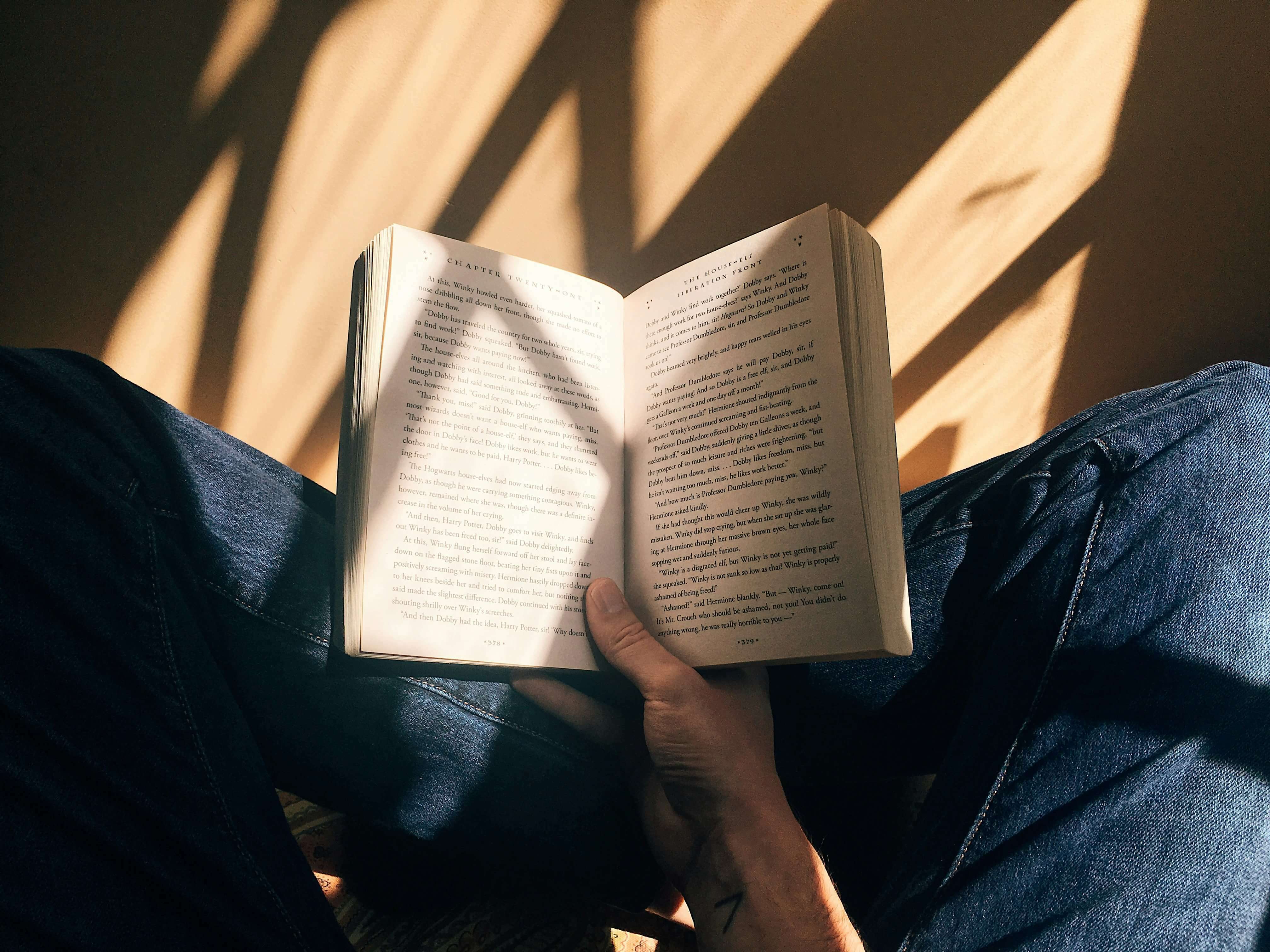 6 of the Most Influential Books to Read at University-image