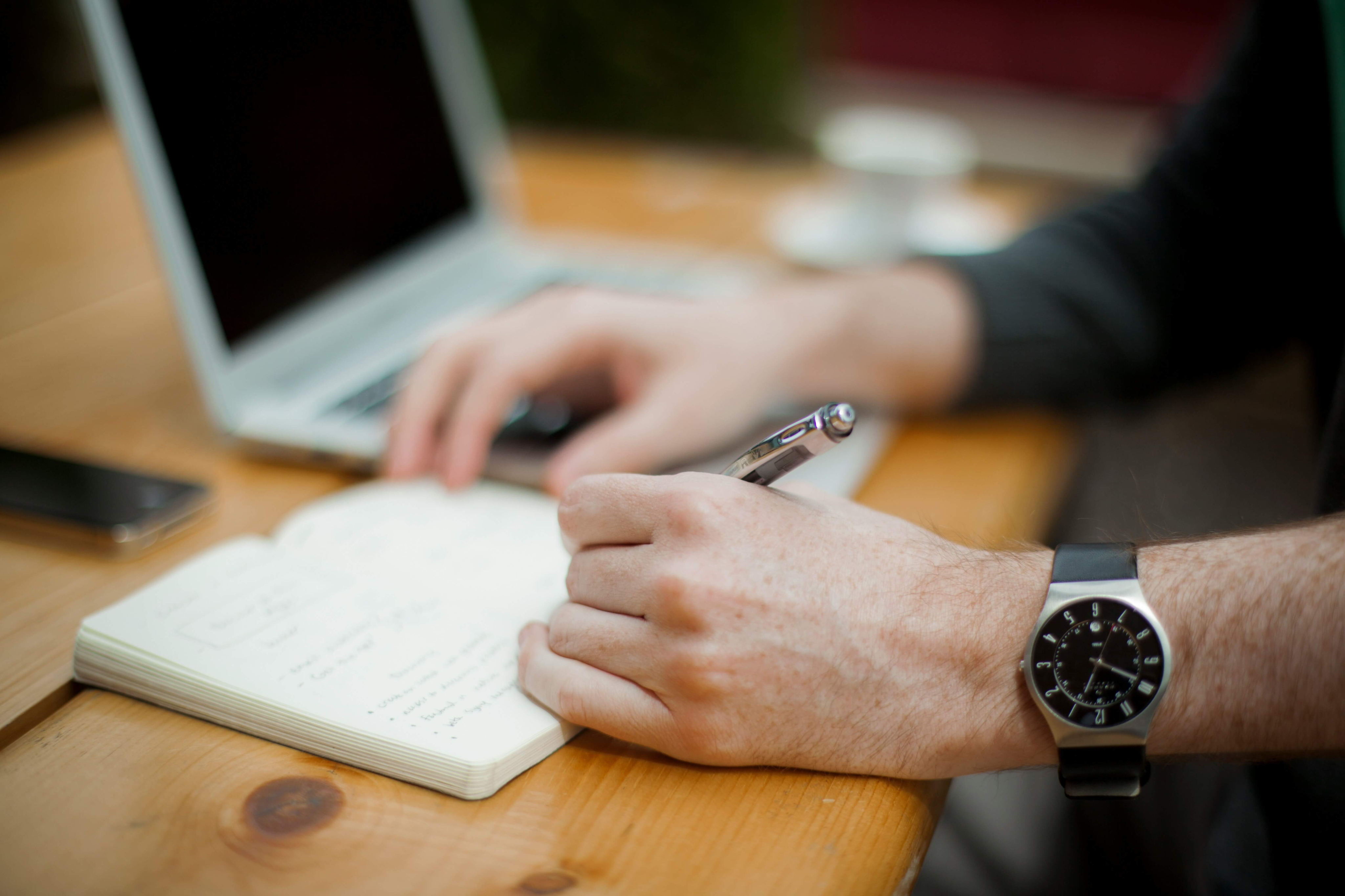 A Quick Guide to Applying for Grad School-image