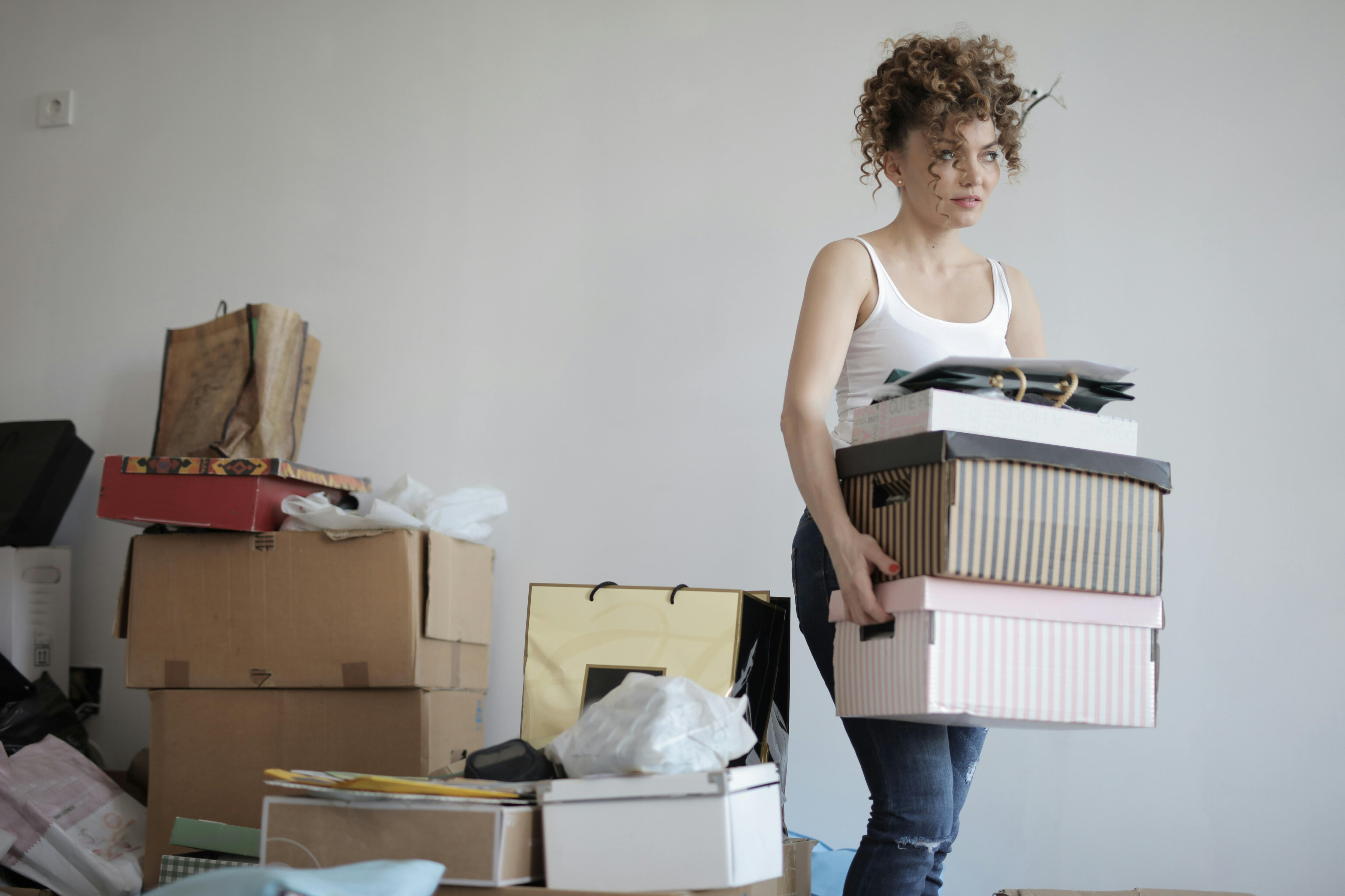 What to Pack for Moving into Your Student Apartment-image