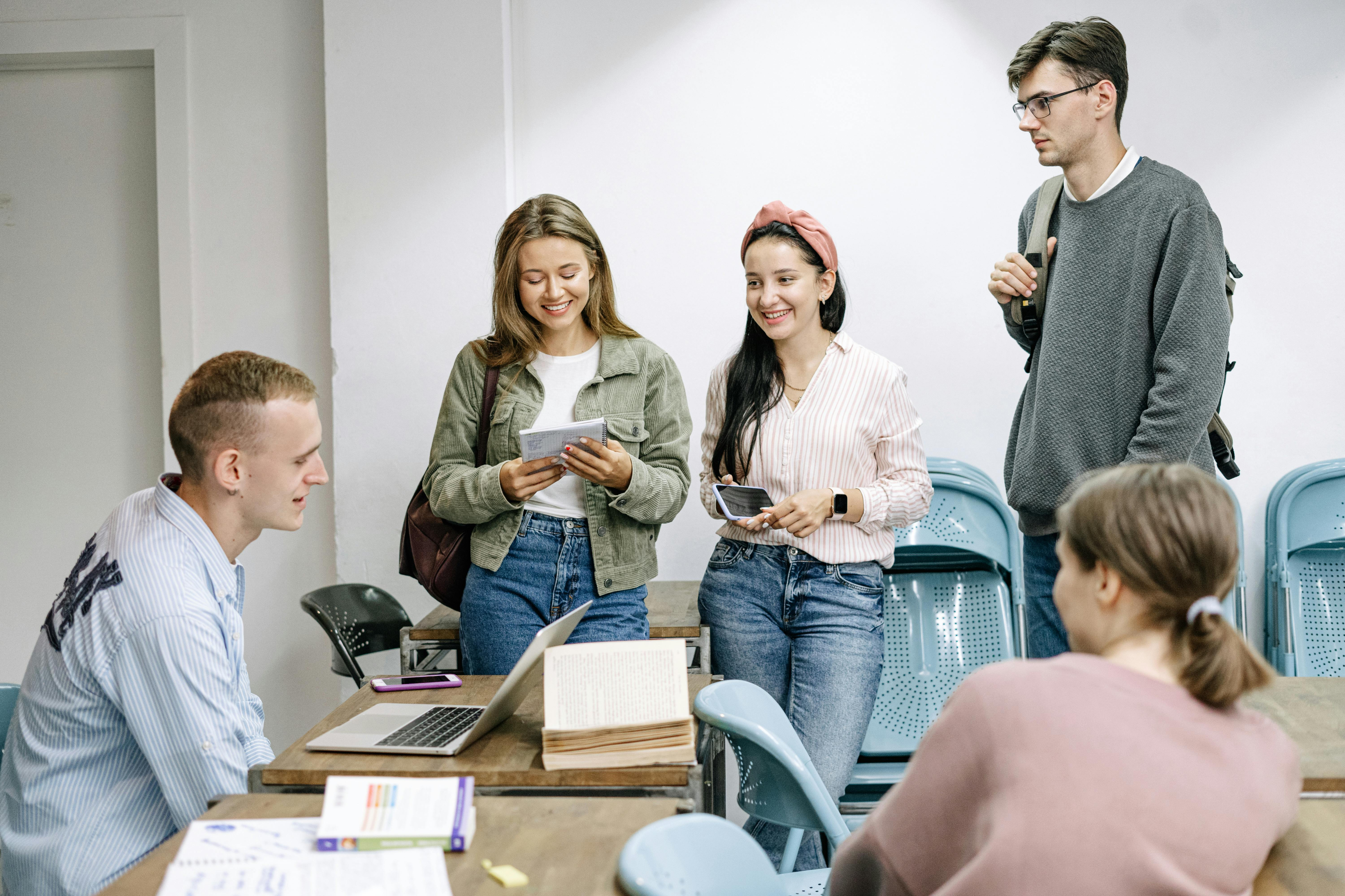 How to Maintain a Social Life While Studying-image