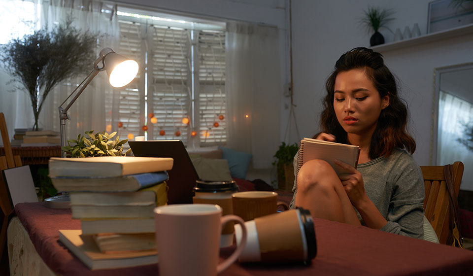 A student’s guide to getting into reading and finding engaging books-image