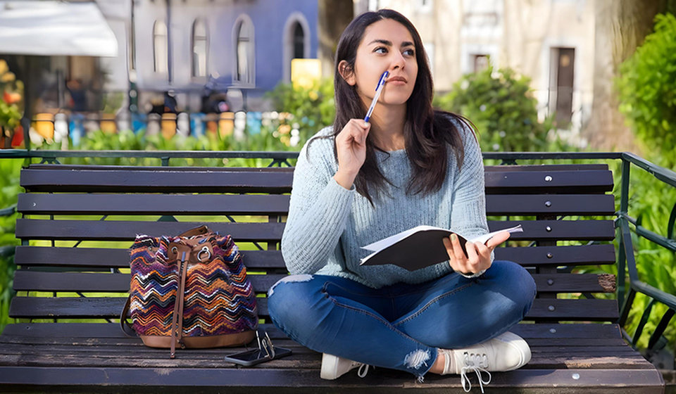 Top challenges students experience and tips to handle them-image