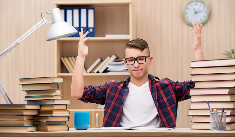 Common challenges faced by university students and how to cope with them-image