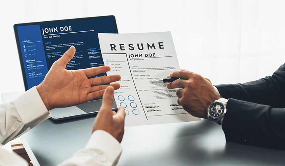 What soft skills students should add to stand out on their resume-image