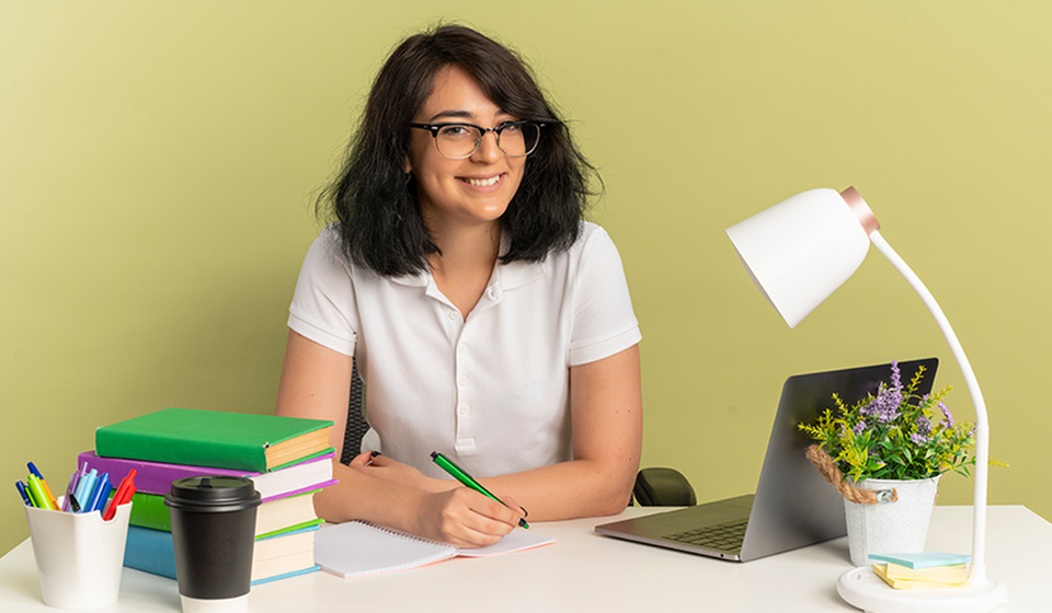 Easy organization tips every busy student should know-image