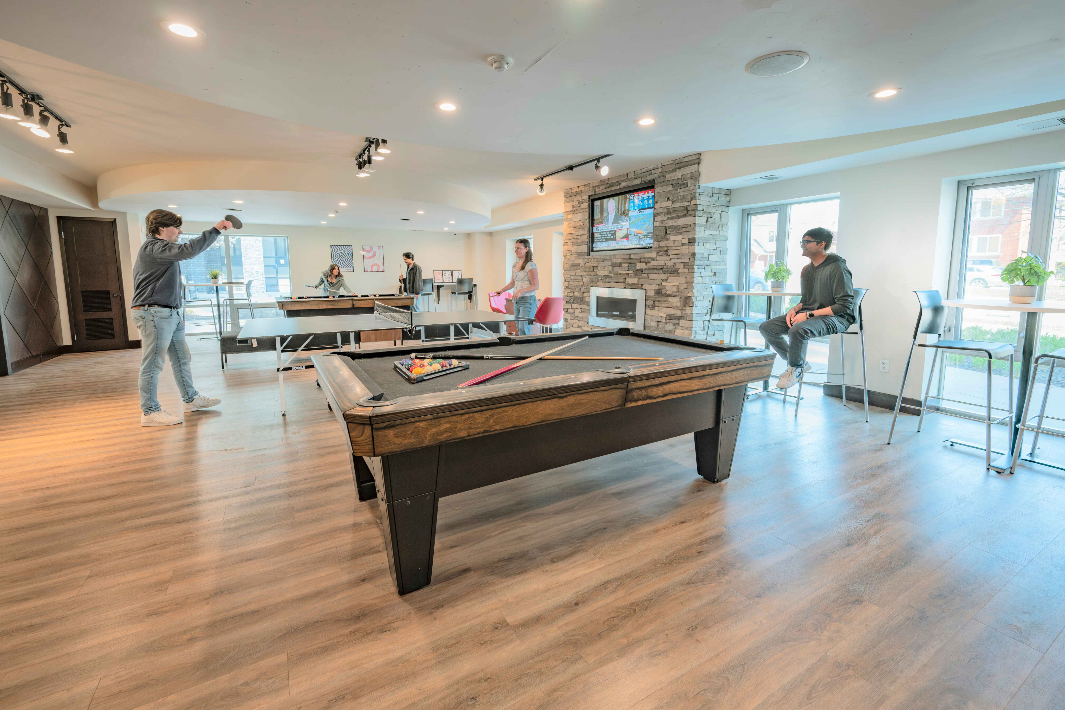Student Housing Near University of Waterloo | King Street Towers-image
