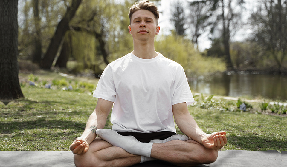 How students can strengthen their mental health: 5 essential tips-image