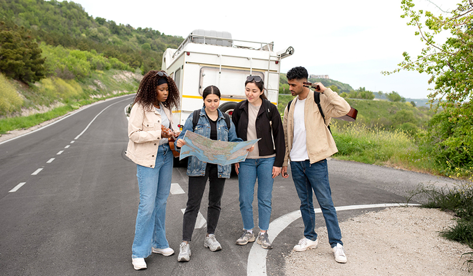 Smart ways to plan a road trip on a student budget-image