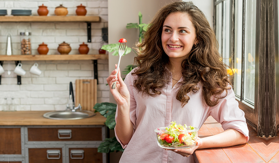 5 ways students can enjoy eating out on a budget-image