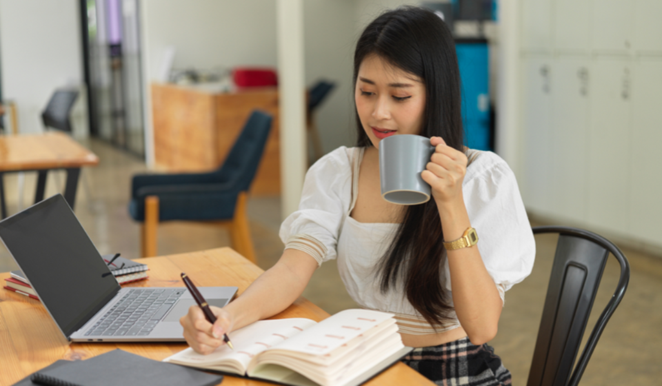5 morning habits to help you stay ahead this semester-image