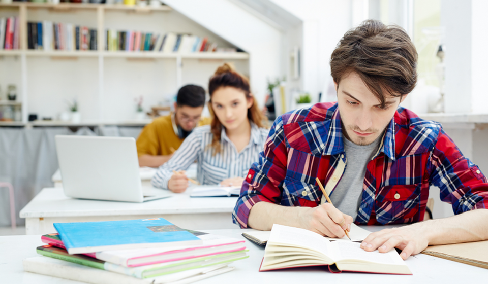 Why invest in education: 6 benefits students should know-image