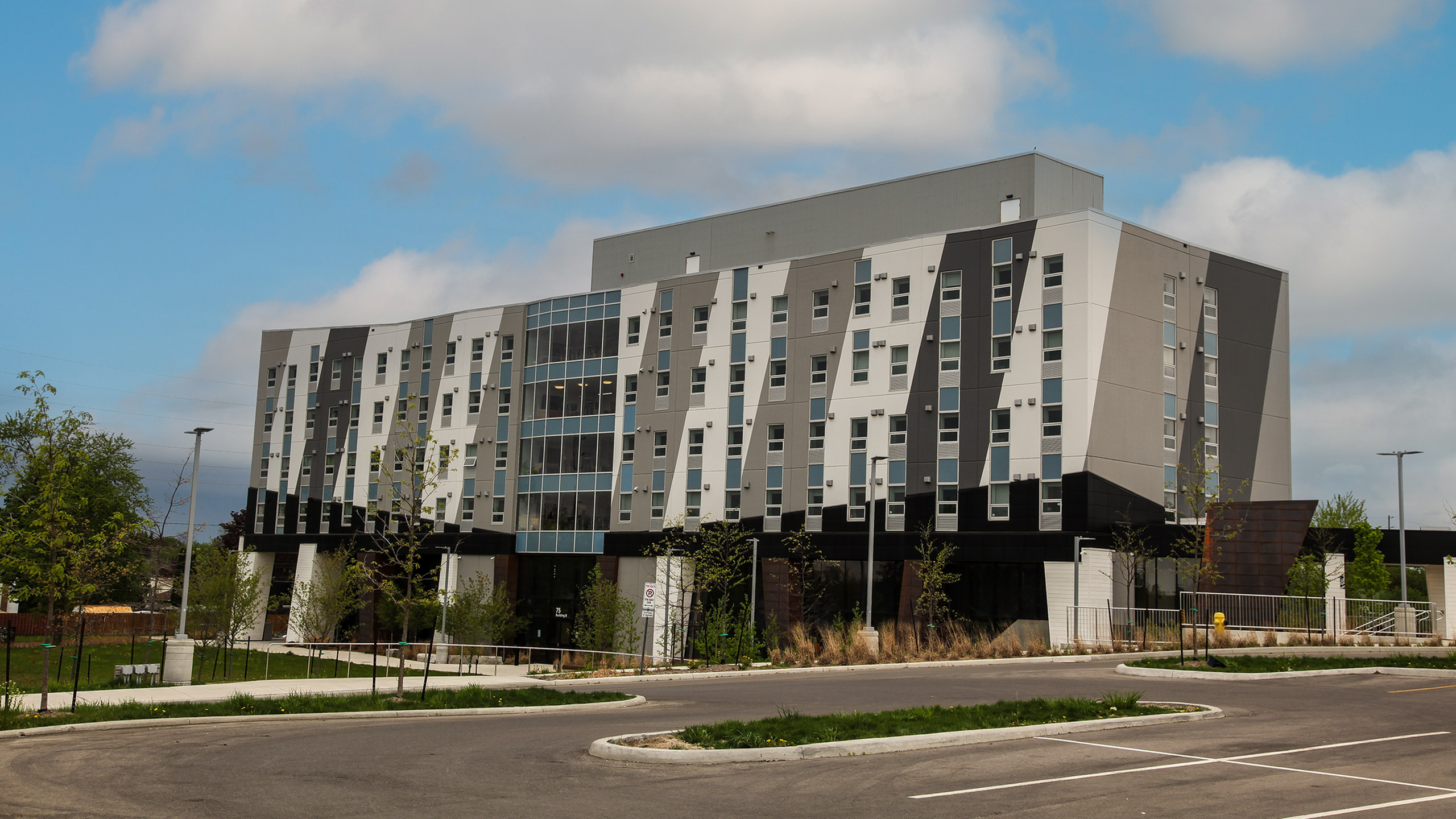 RDC Oshawa Exterior