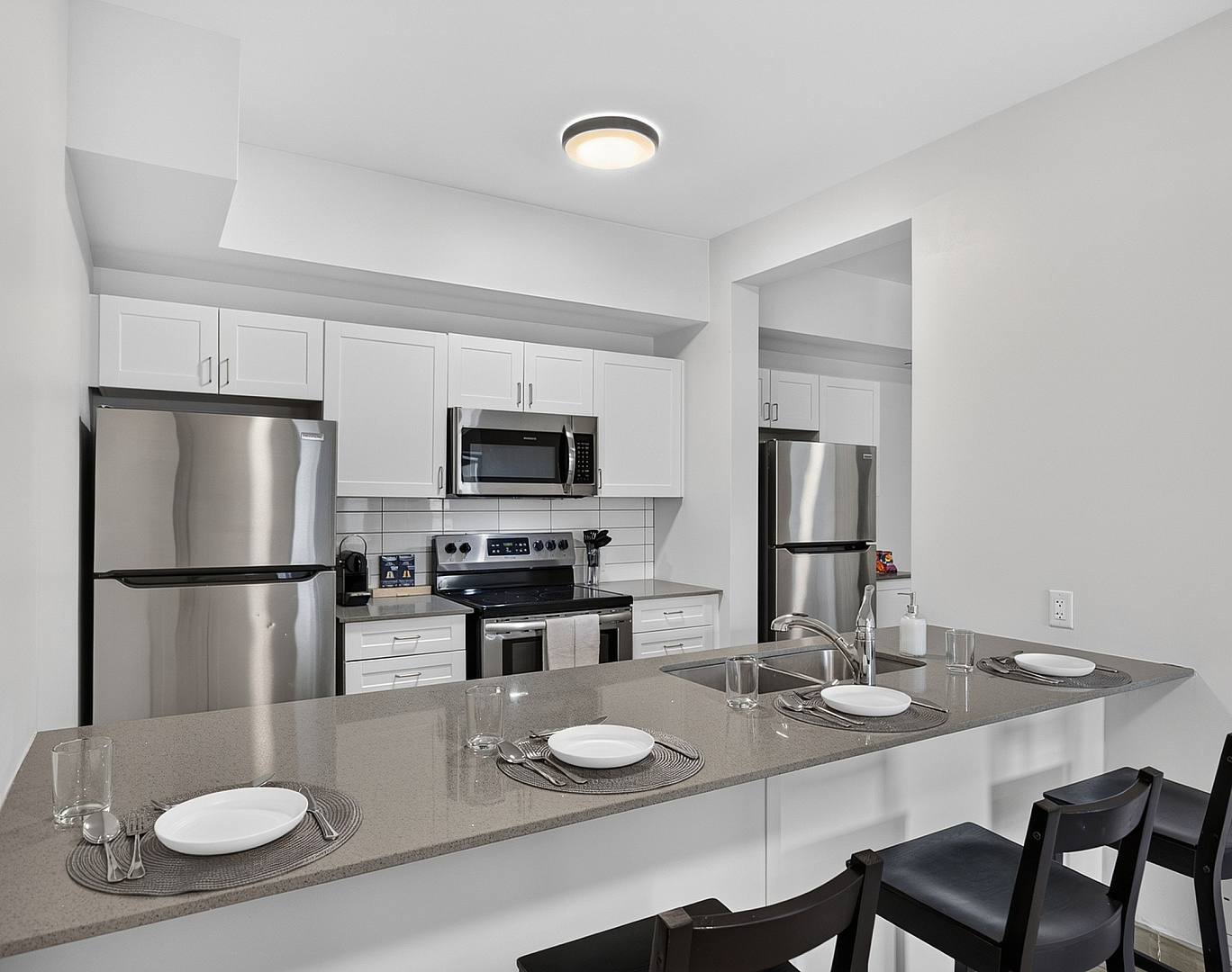 Mural Kingston I - Contemporary Kitchen